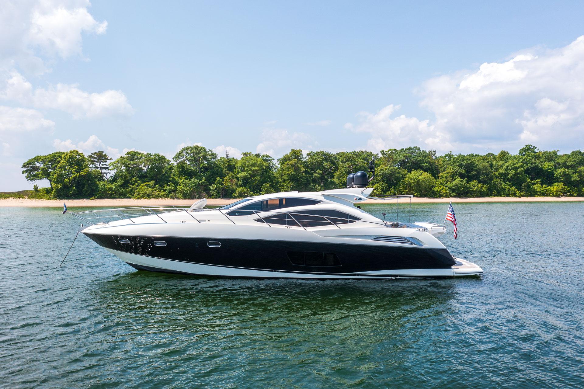 2011 SUNSEEKER 64 Predator 64