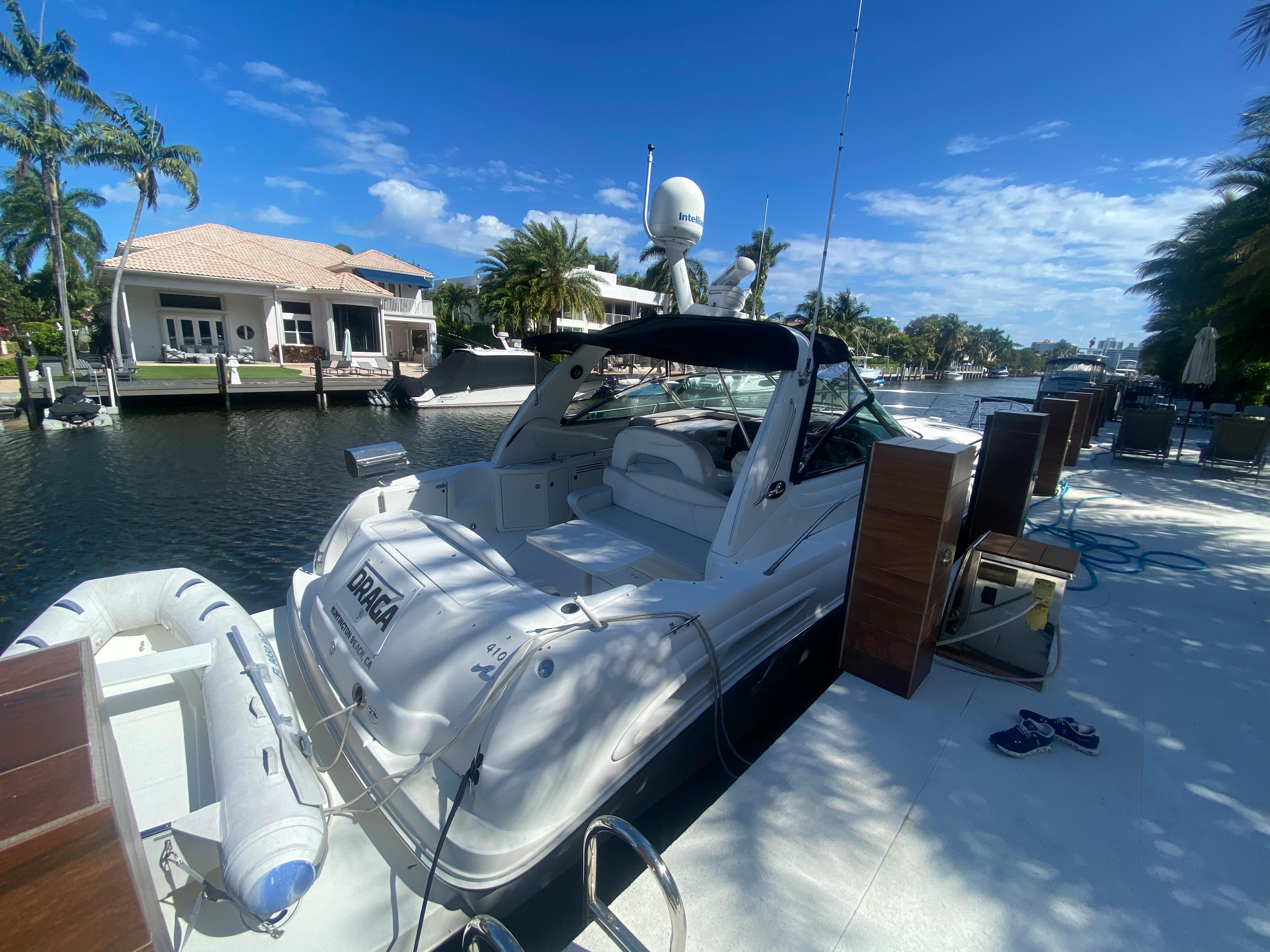 1999 Sea Ray 410 Express Cruiser