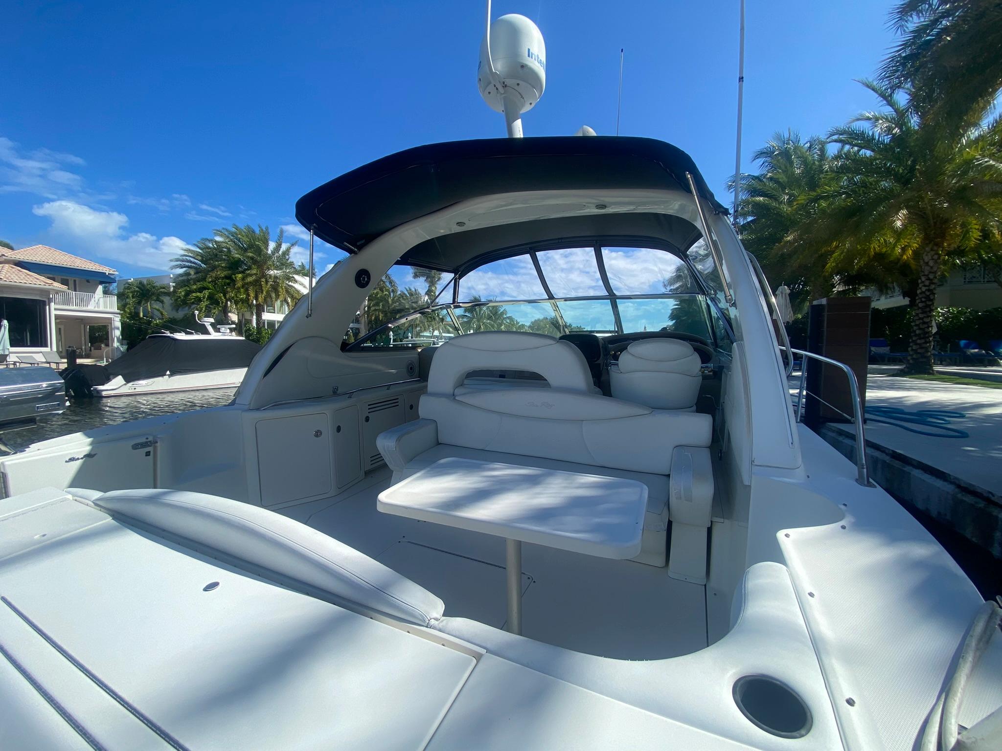 1999 Sea Ray 410 Express Cruiser