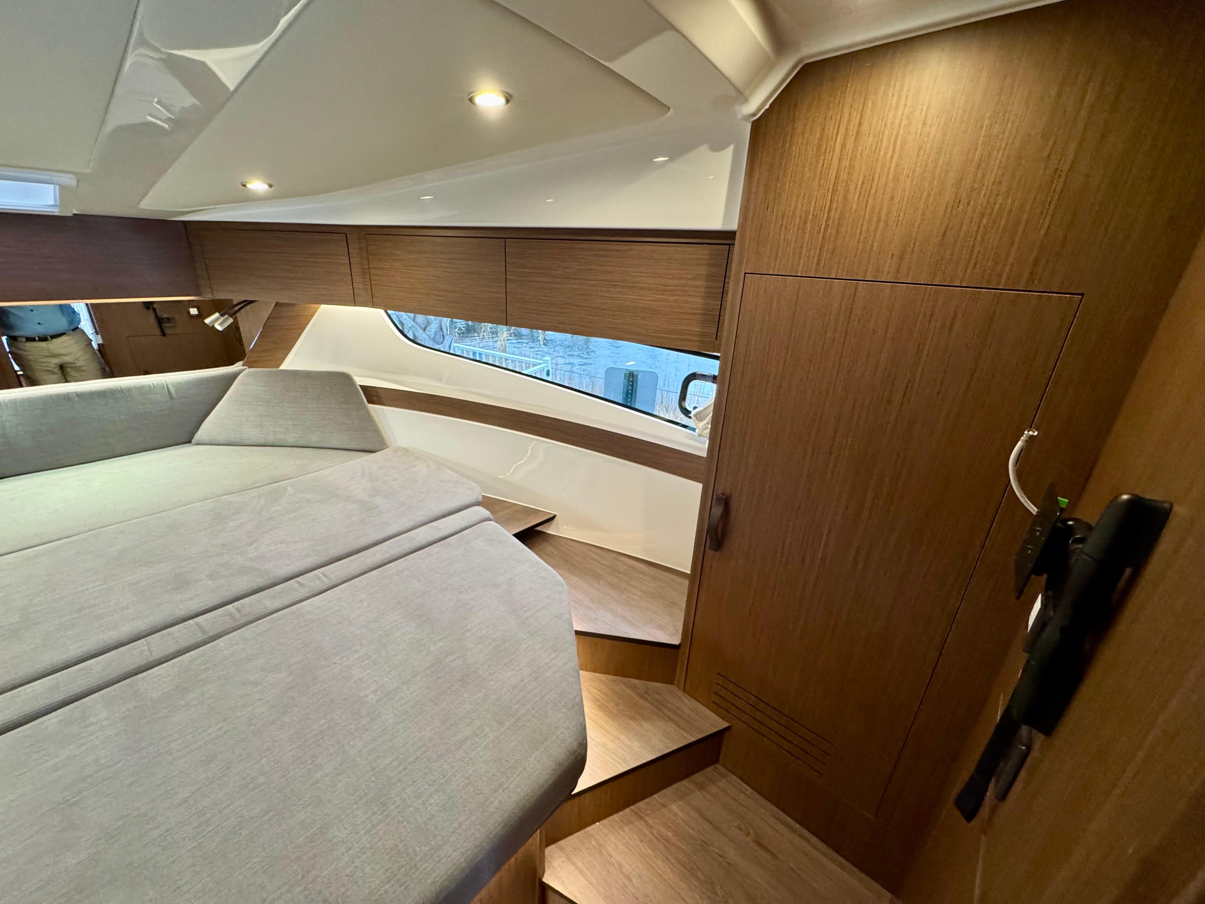 Yacht Photos Pics
