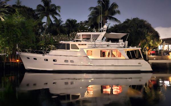 1999 Grand Alaskan Pilothouse