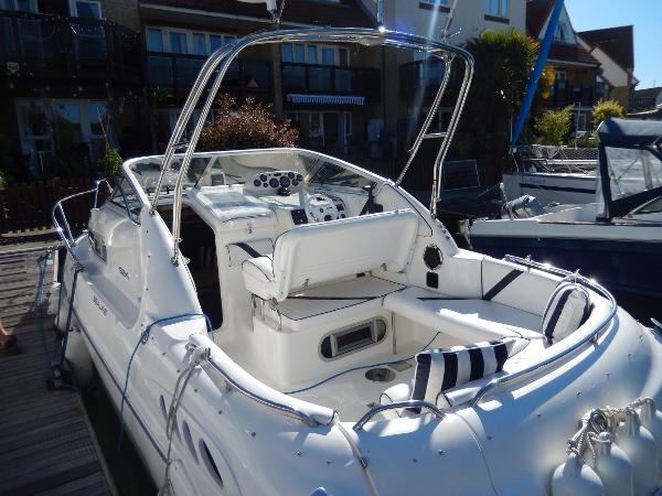2001 Sealine S24 Sports Cruiser