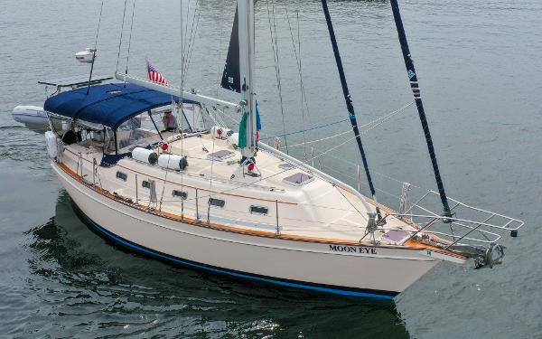 37' Island Packet, Listing Number 100902775, - Photo No. 3