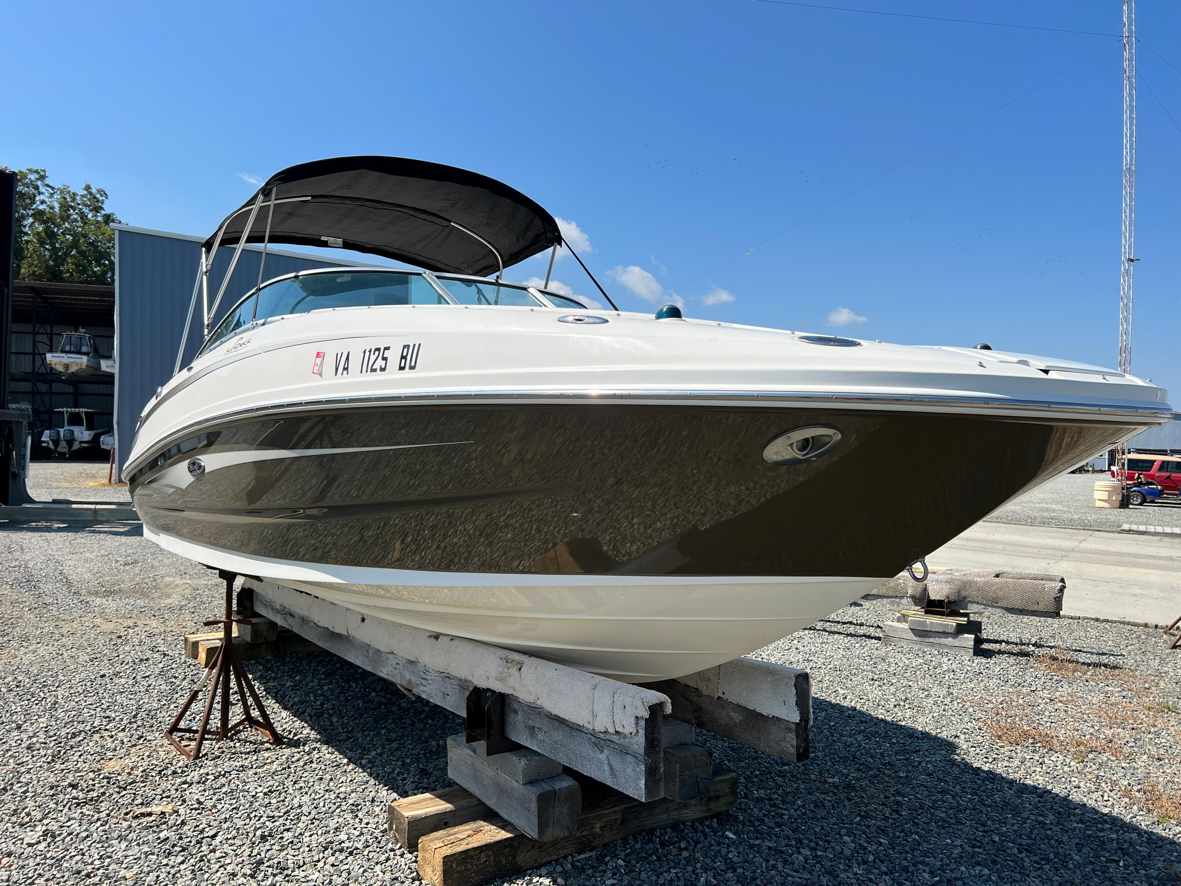 2012 Sea Ray 240 Sundeck For Sale | YaZu Yachting | Deltaville