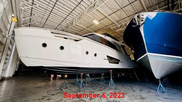 Off Leash Yacht for Sale  45 Greenline Yachts Fort Myers, FL