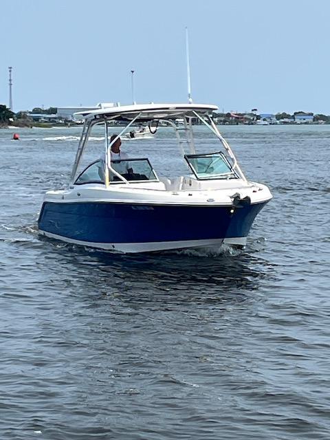 2014 Robalo R247 Dual Console