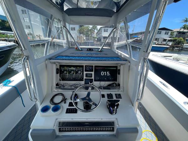 42' Invincible, Listing Number 100917447, - Photo No. 9