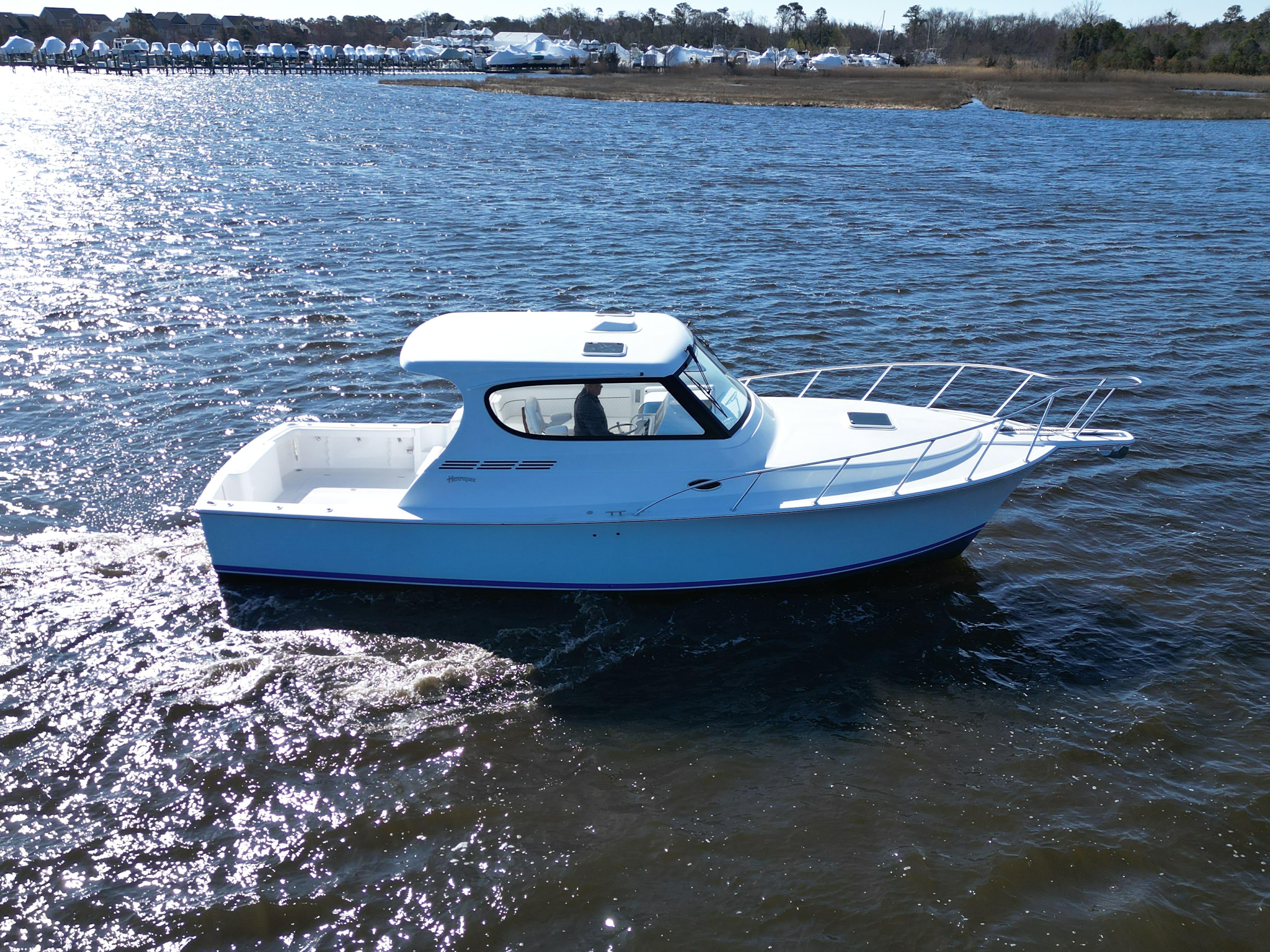 Henriques-35 Express Hardtop 2025 -NJ-US-9771728 | Thumbnail
