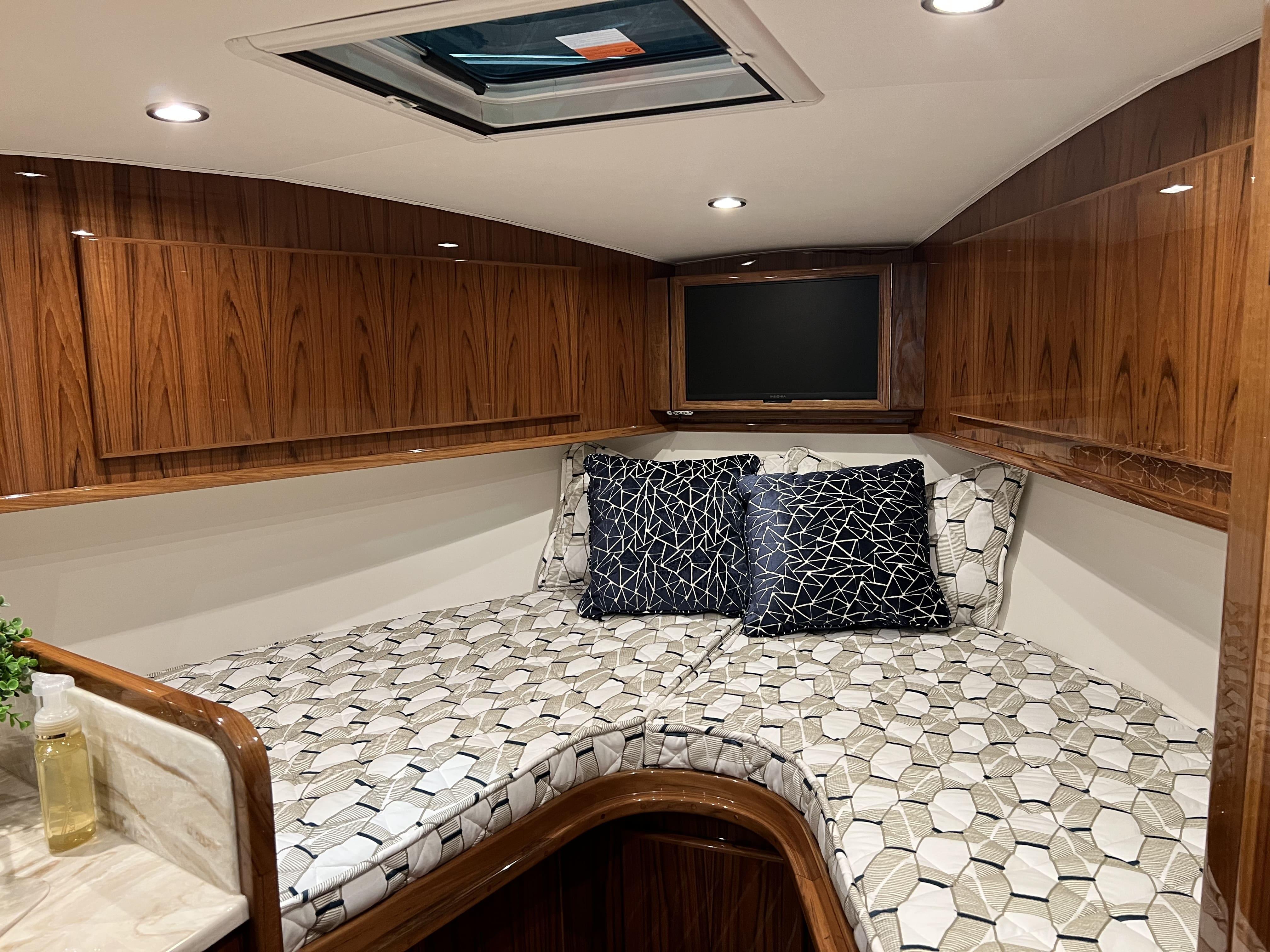 Henriques-35 Express Hardtop 2025 -NJ-US-9771728 | Thumbnail