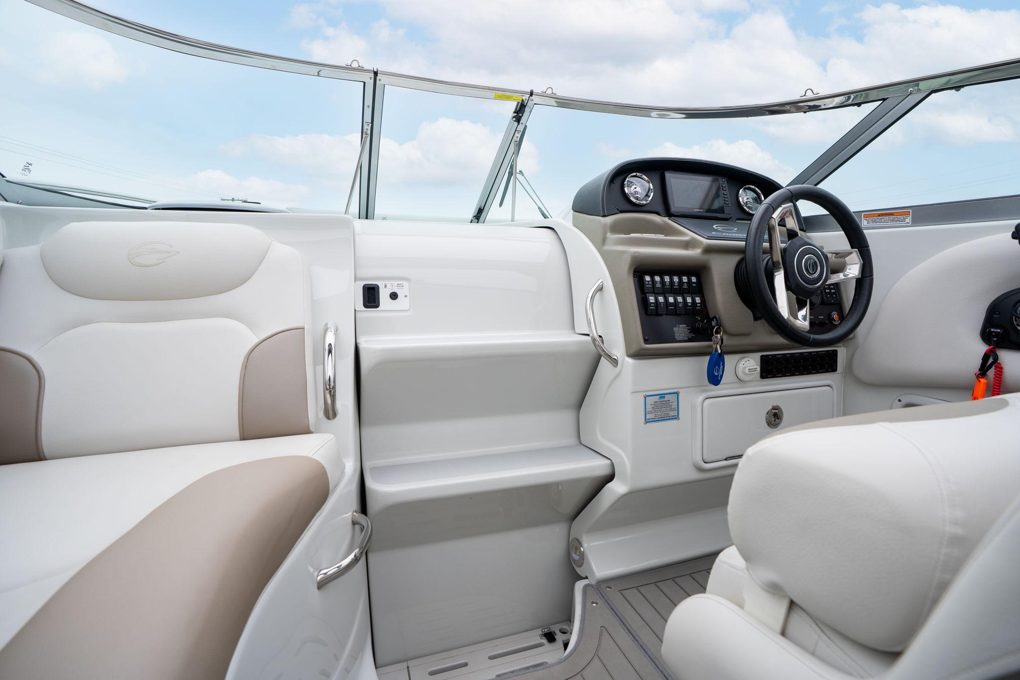 2022-crownline-264-cr-power-9821729-20250530163046381-1_XLARGE