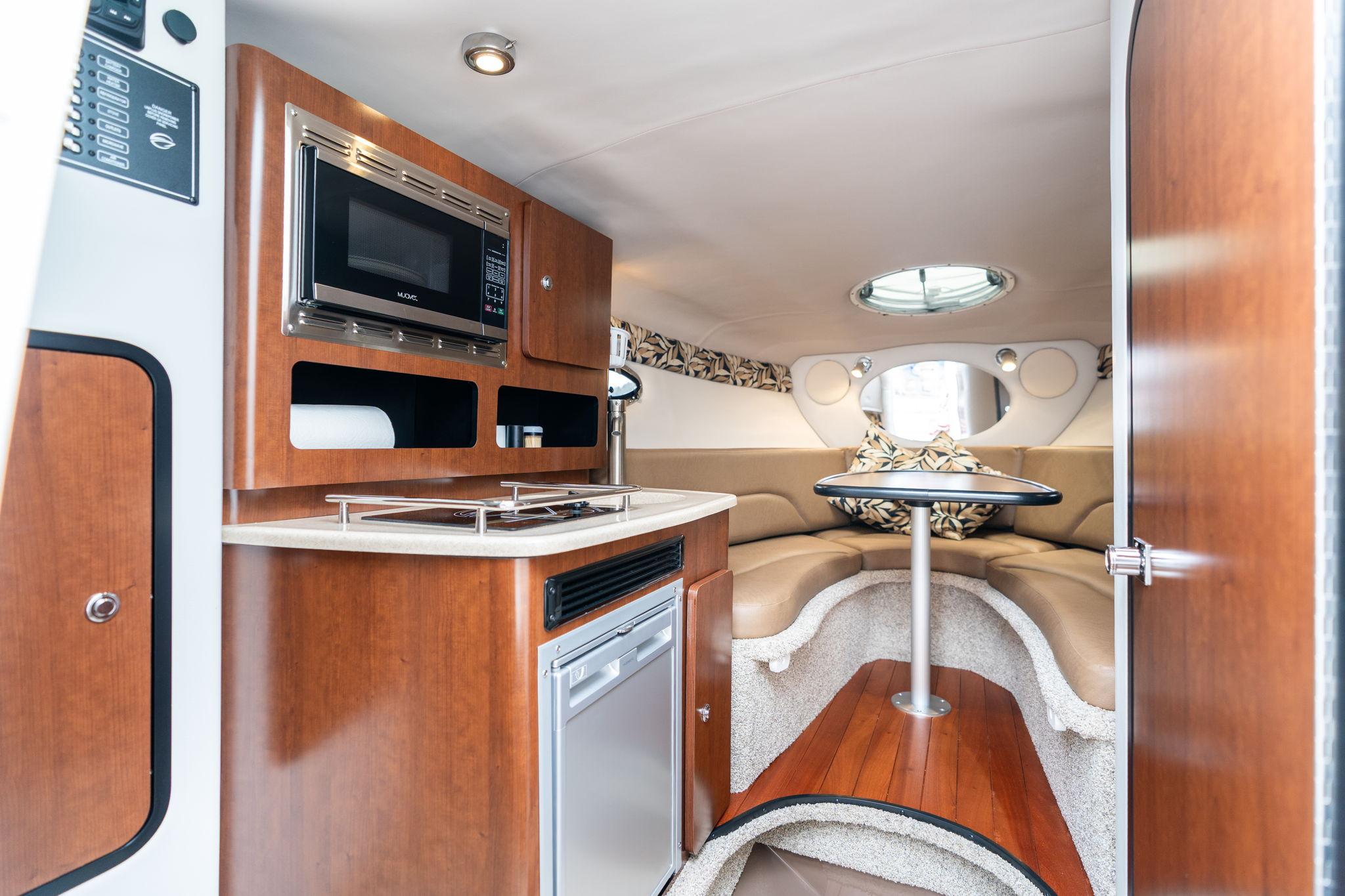 2022-crownline-264-cr-power-9821729-20250530163049484-1_XLARGE