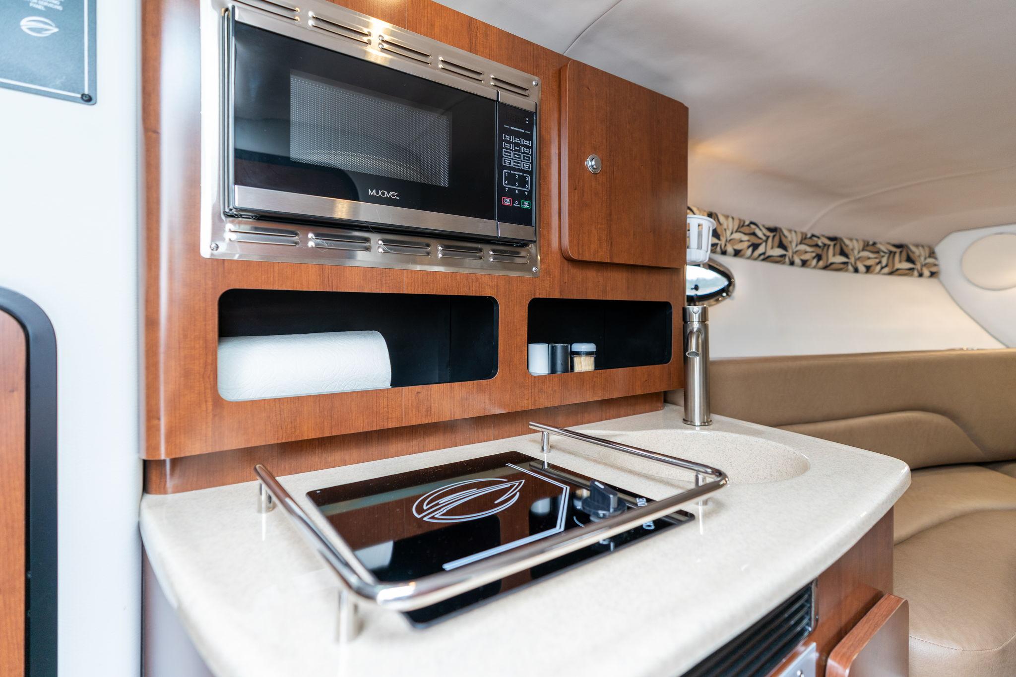 2022-crownline-264-cr-power-9821729-20250530163059755-1_XLARGE