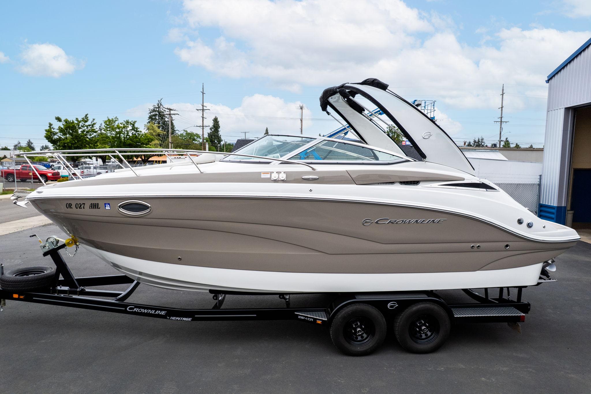 2022-crownline-264-cr-power-9821729-20250530163301031-1_XLARGE