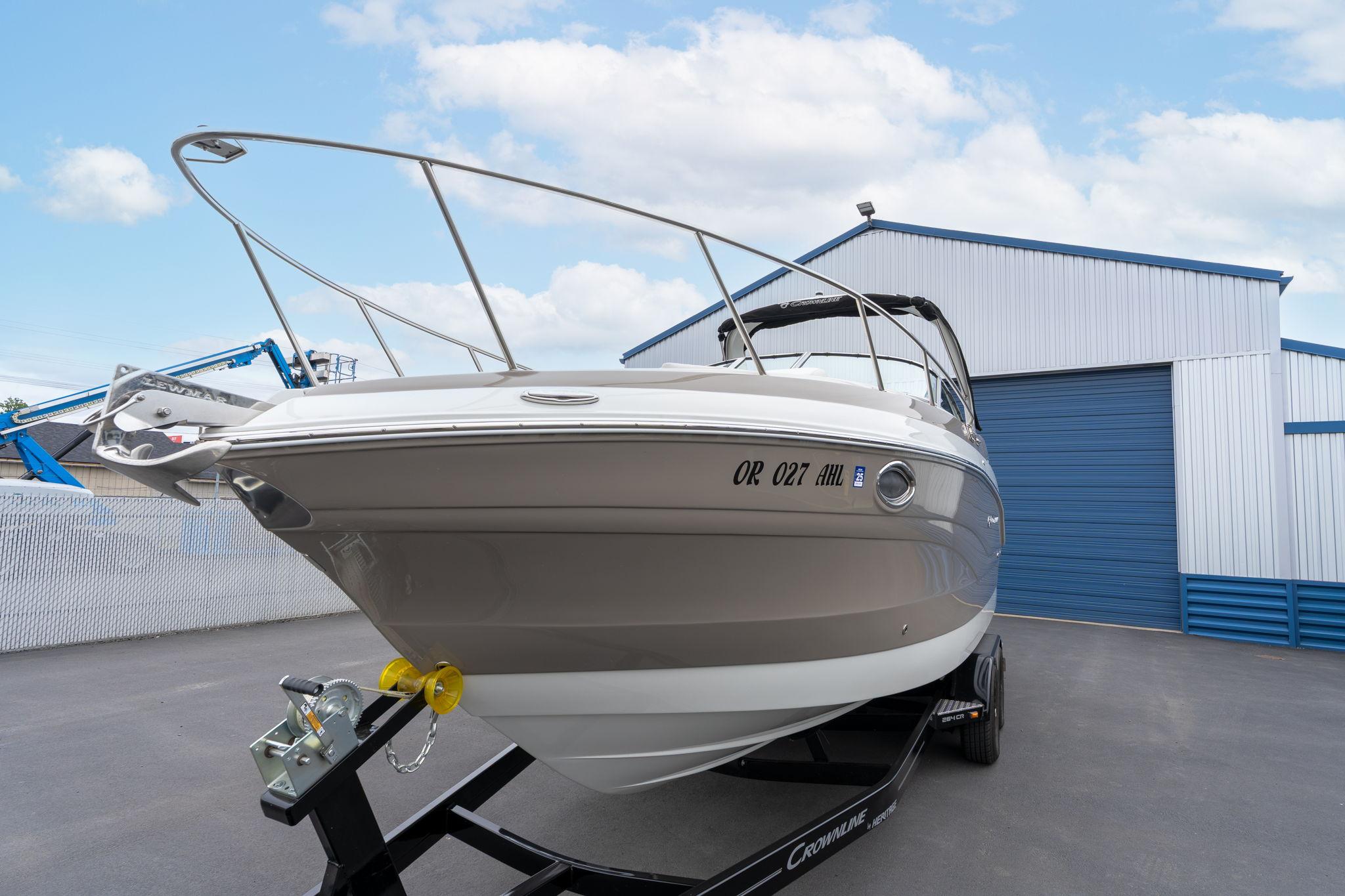 2022-crownline-264-cr-power-9821729-20250530163315062-1_XLARGE