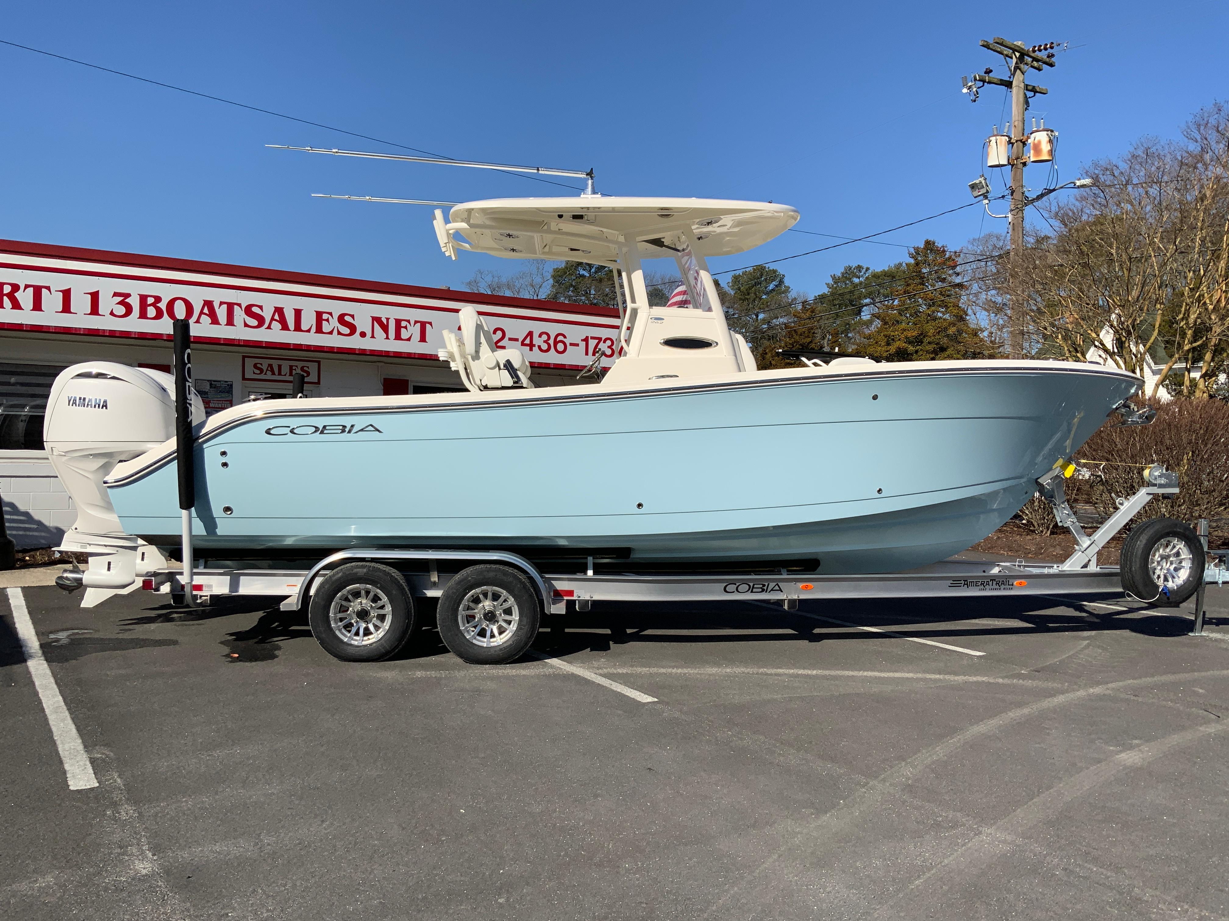 2024 Cobia 262 Center Console