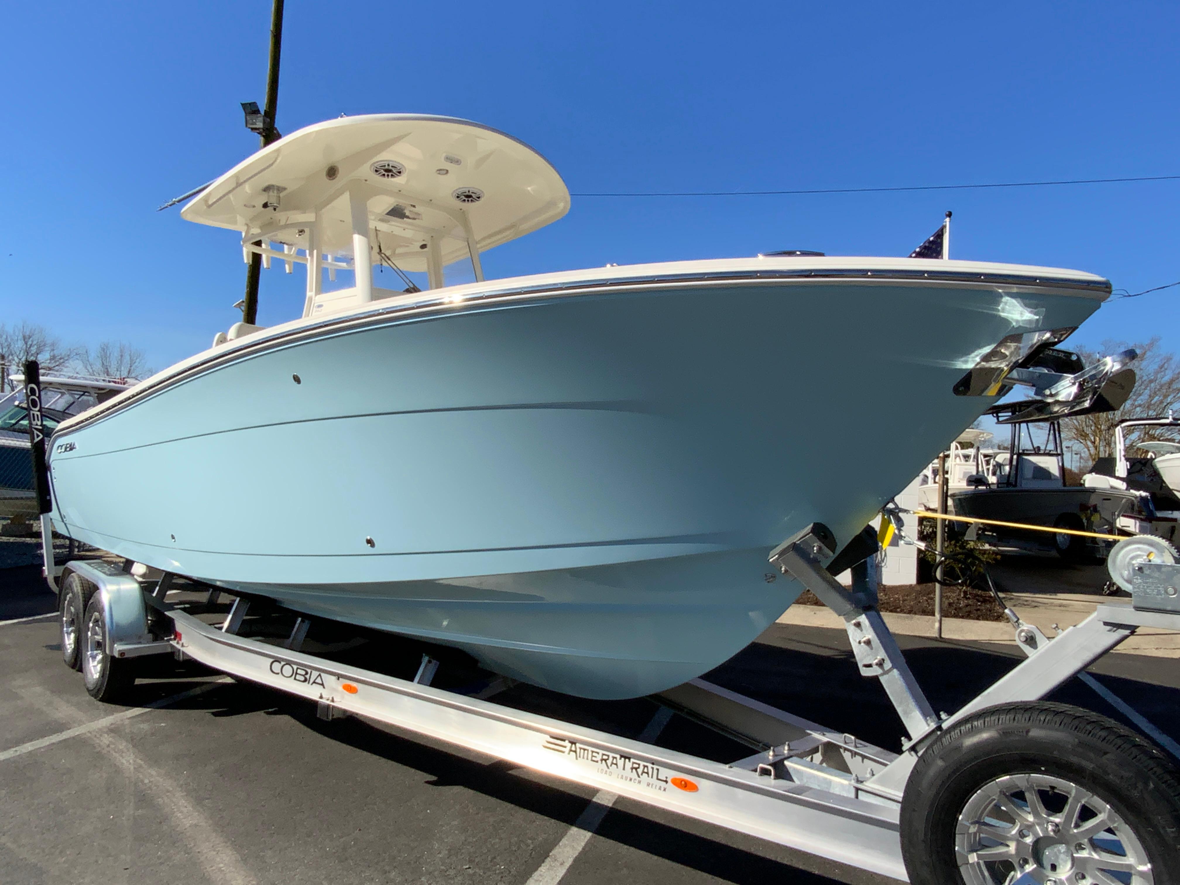 2024 Cobia 262 Center Console-4