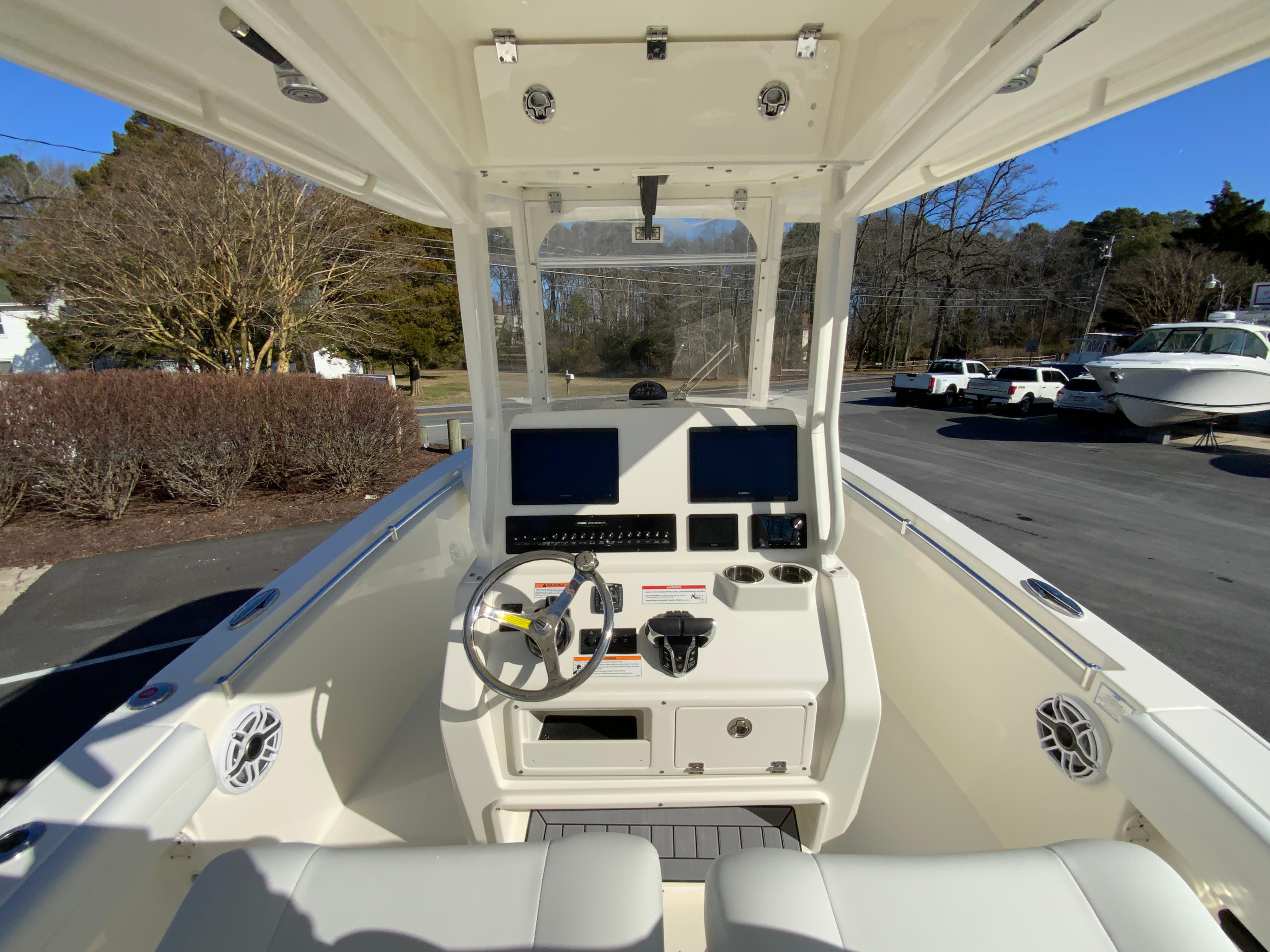 2024 Cobia 262 Center Console-13