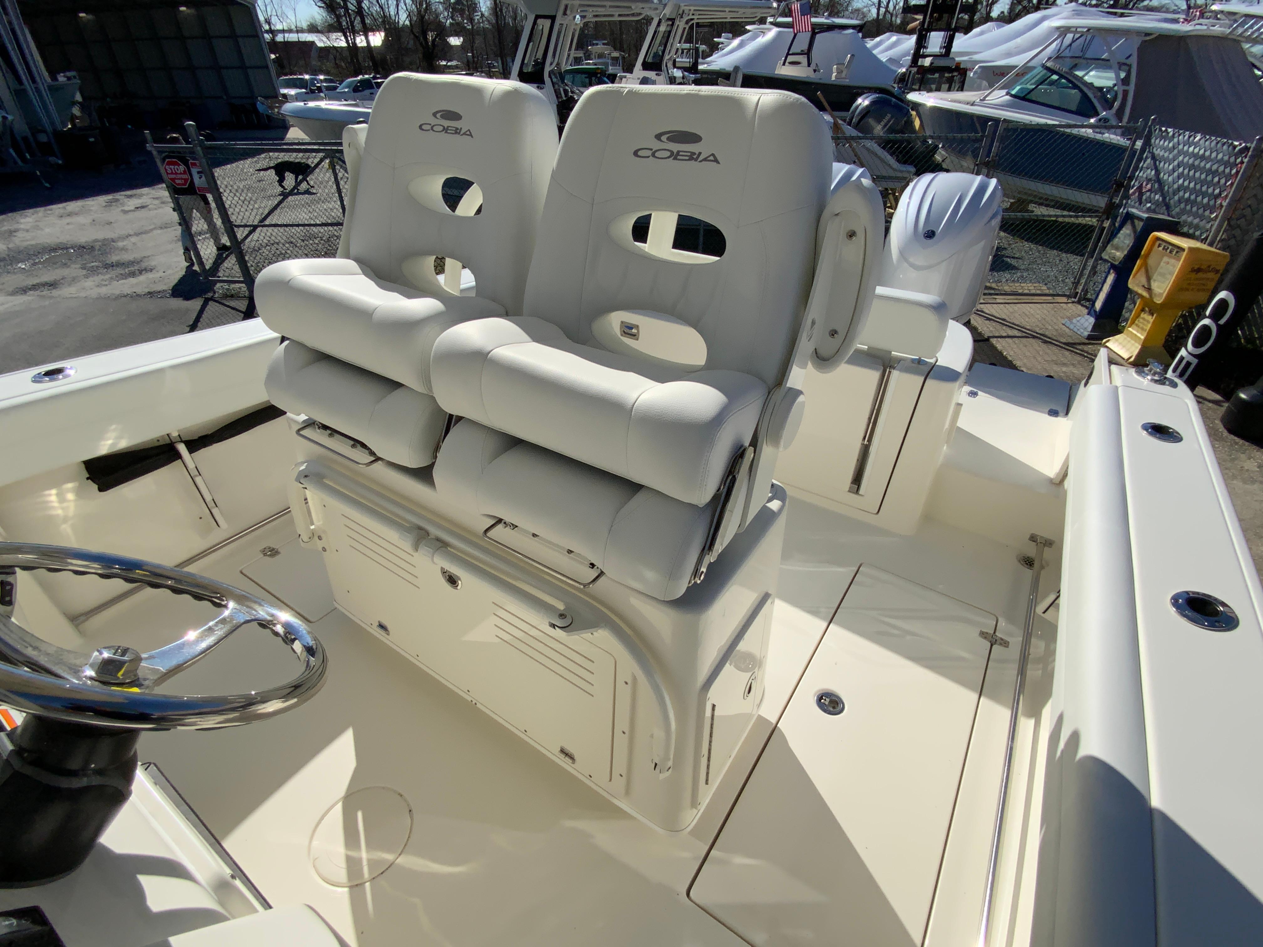 2024 Cobia 262 Center Console-15