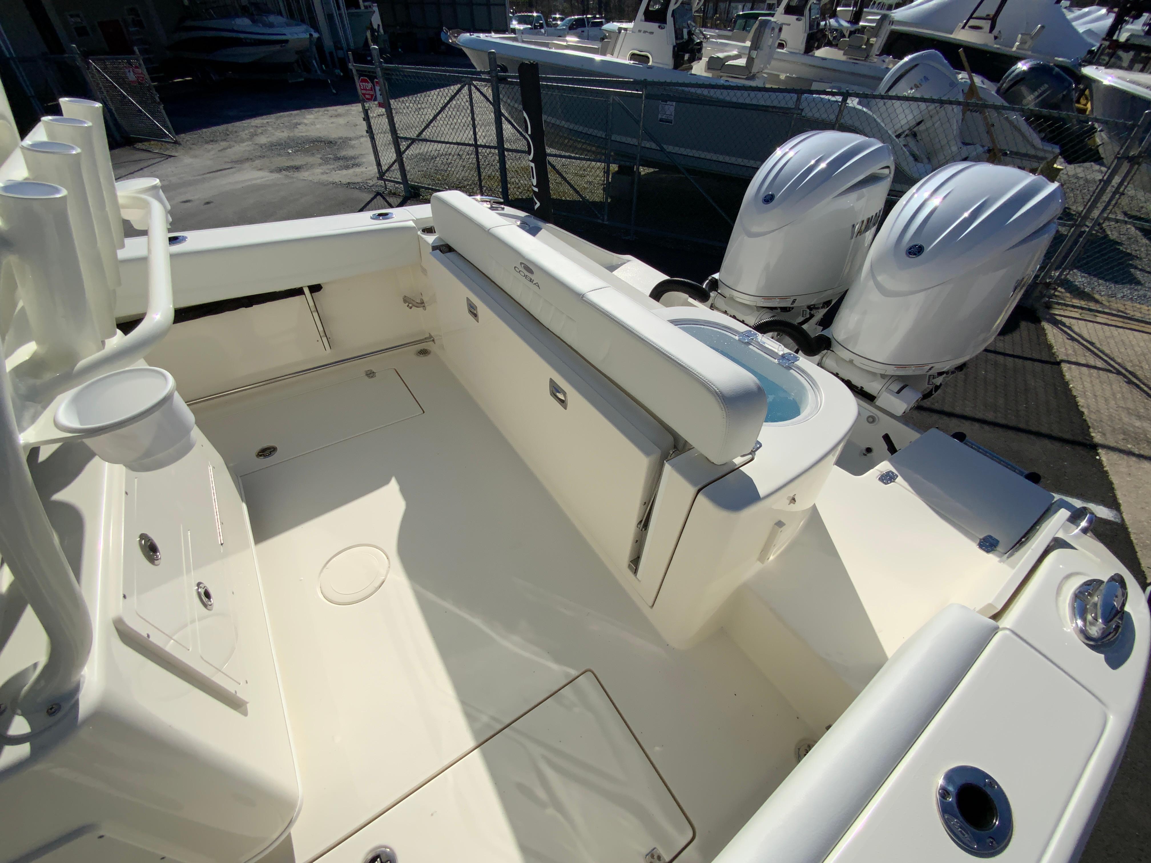 2024 Cobia 262 Center Console-17