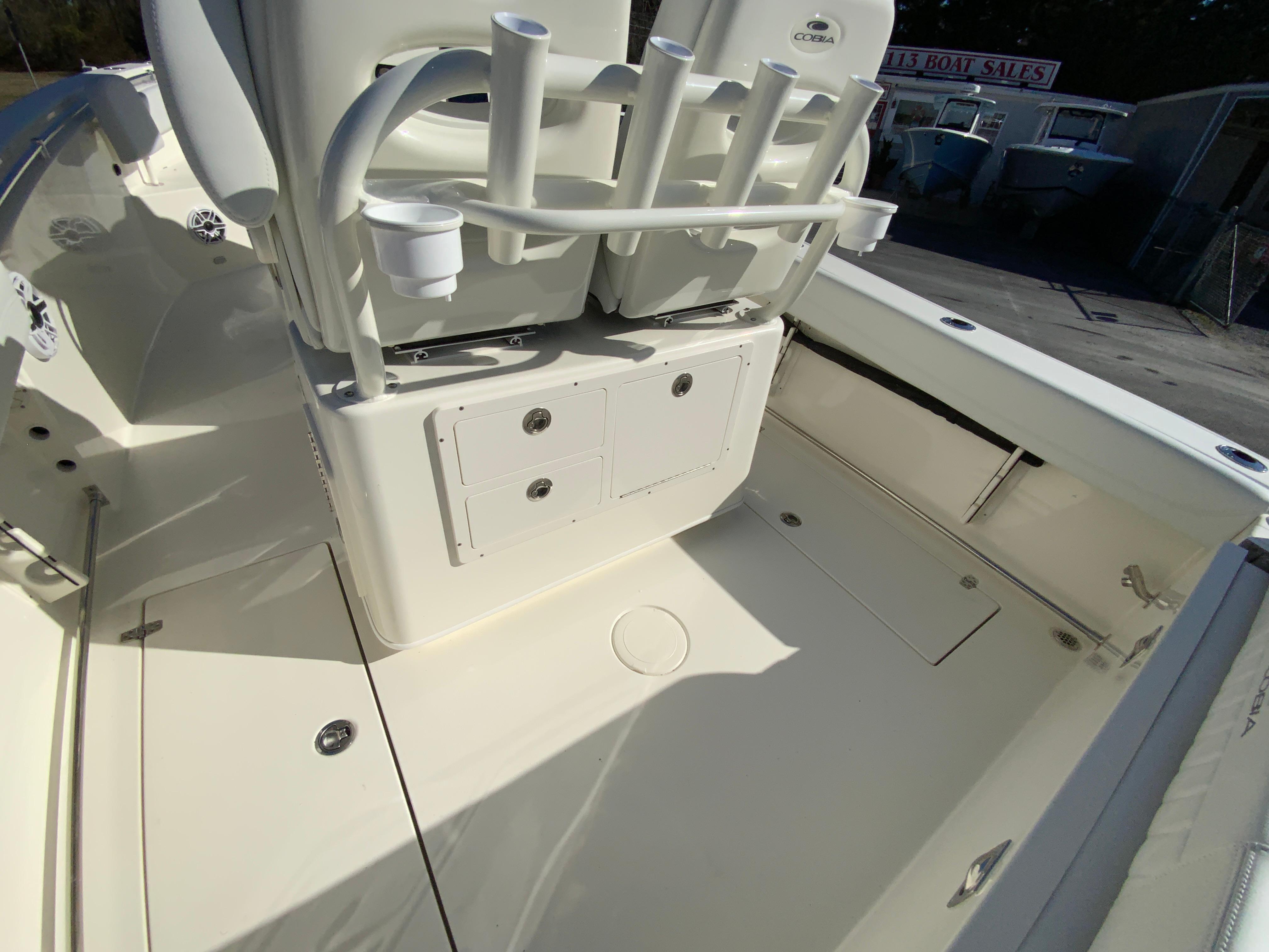 2024 Cobia 262 Center Console-19