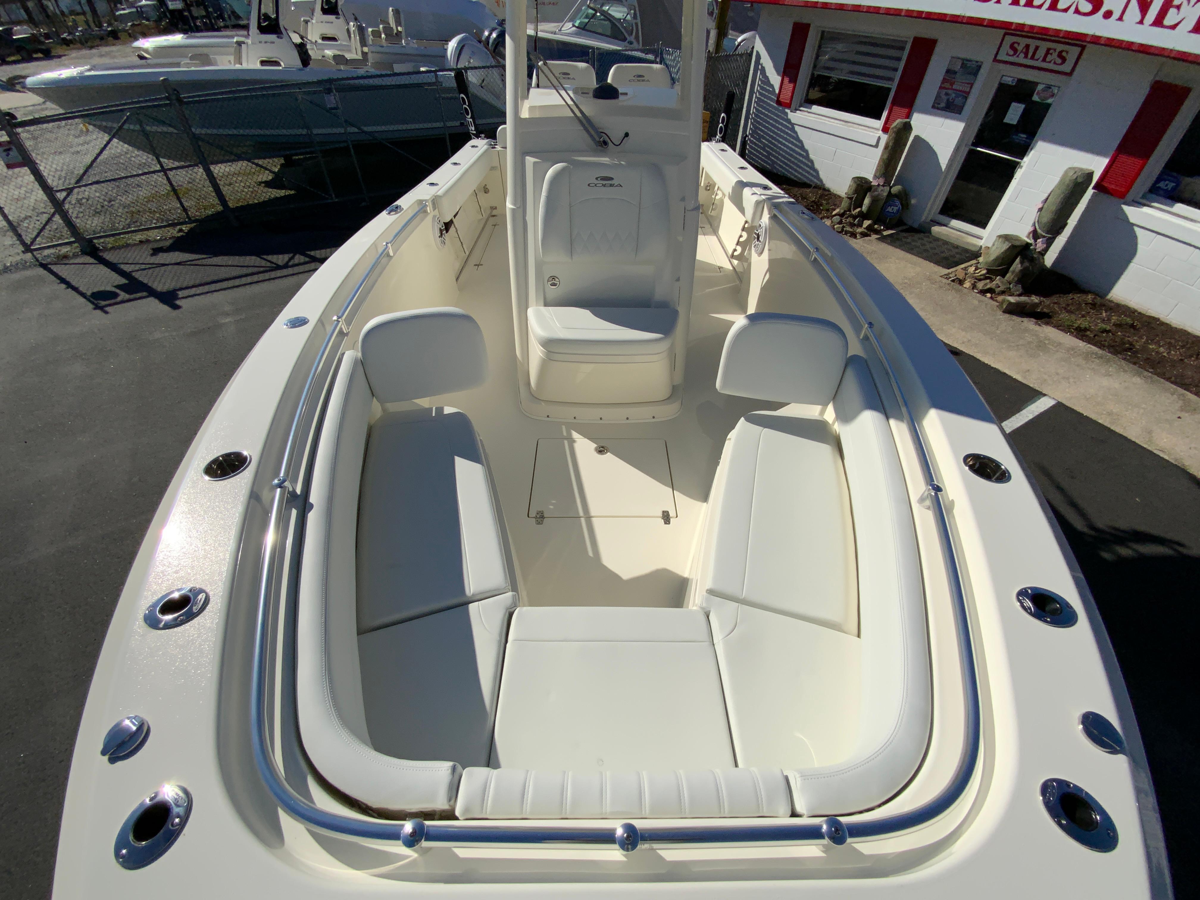 2024 Cobia 262 Center Console-28