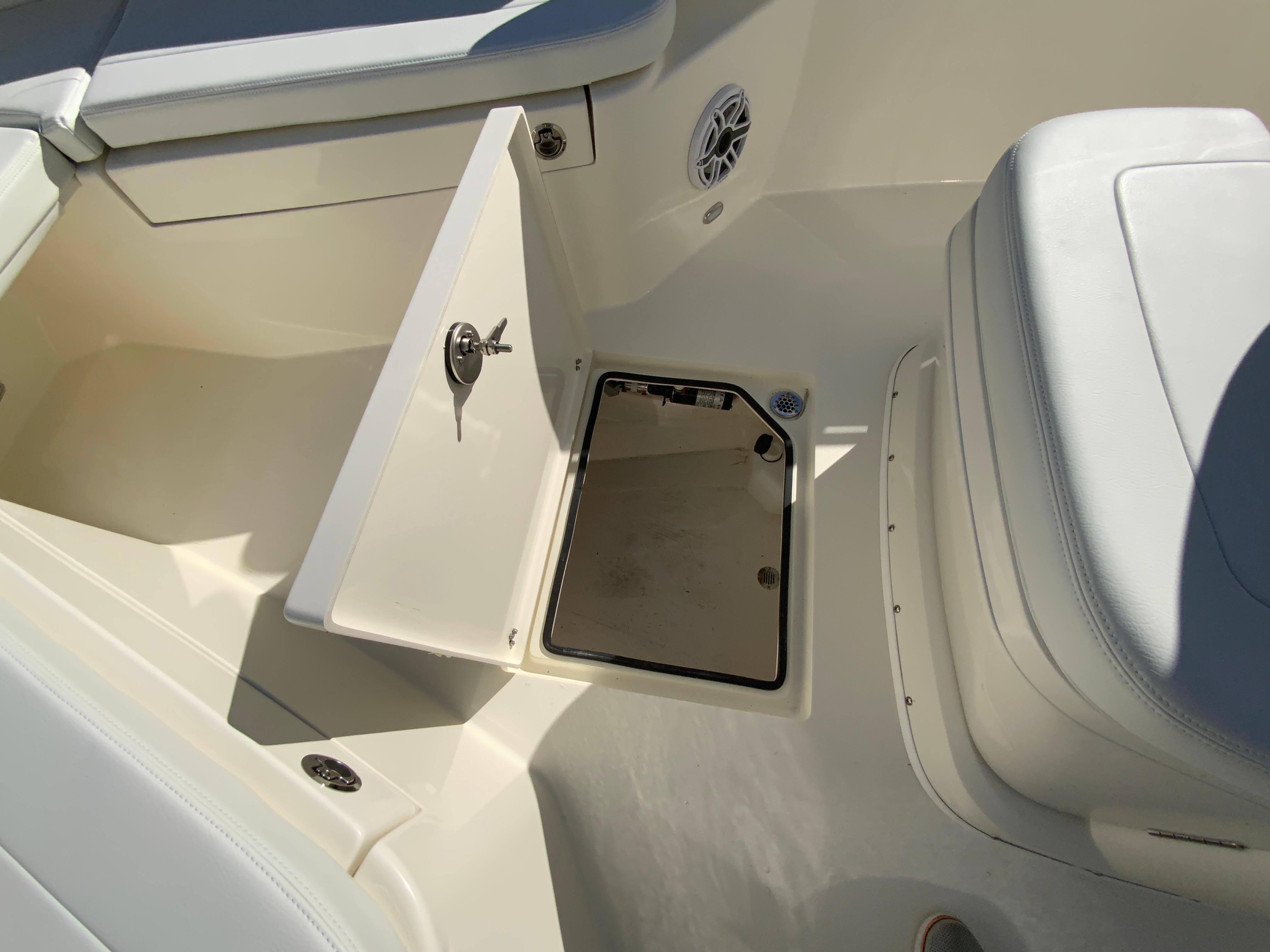 2024 Cobia 262 Center Console-38