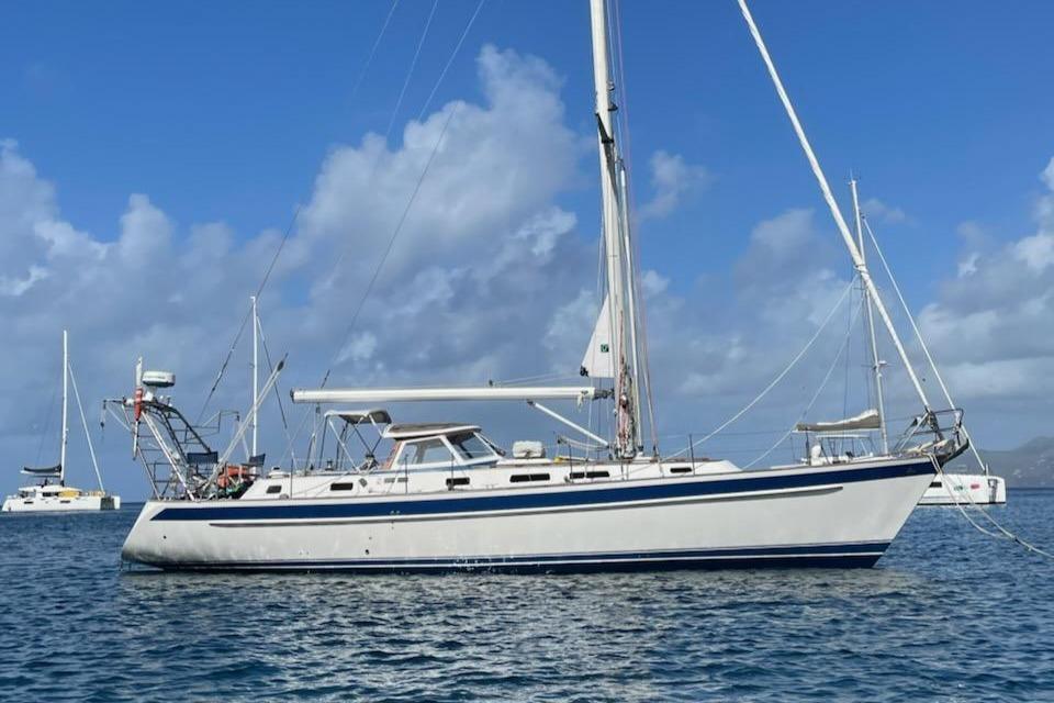Photo of 2003 Hallberg-Rassy 46'