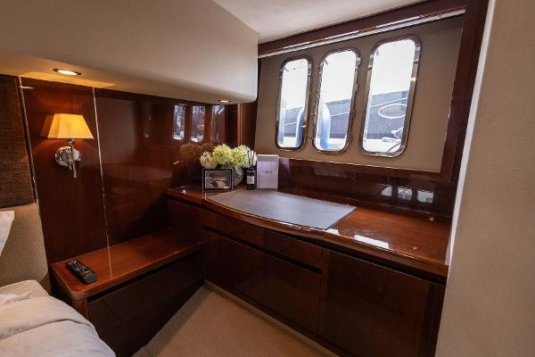 Princess Motor Yacht Sales - Used Princess 58