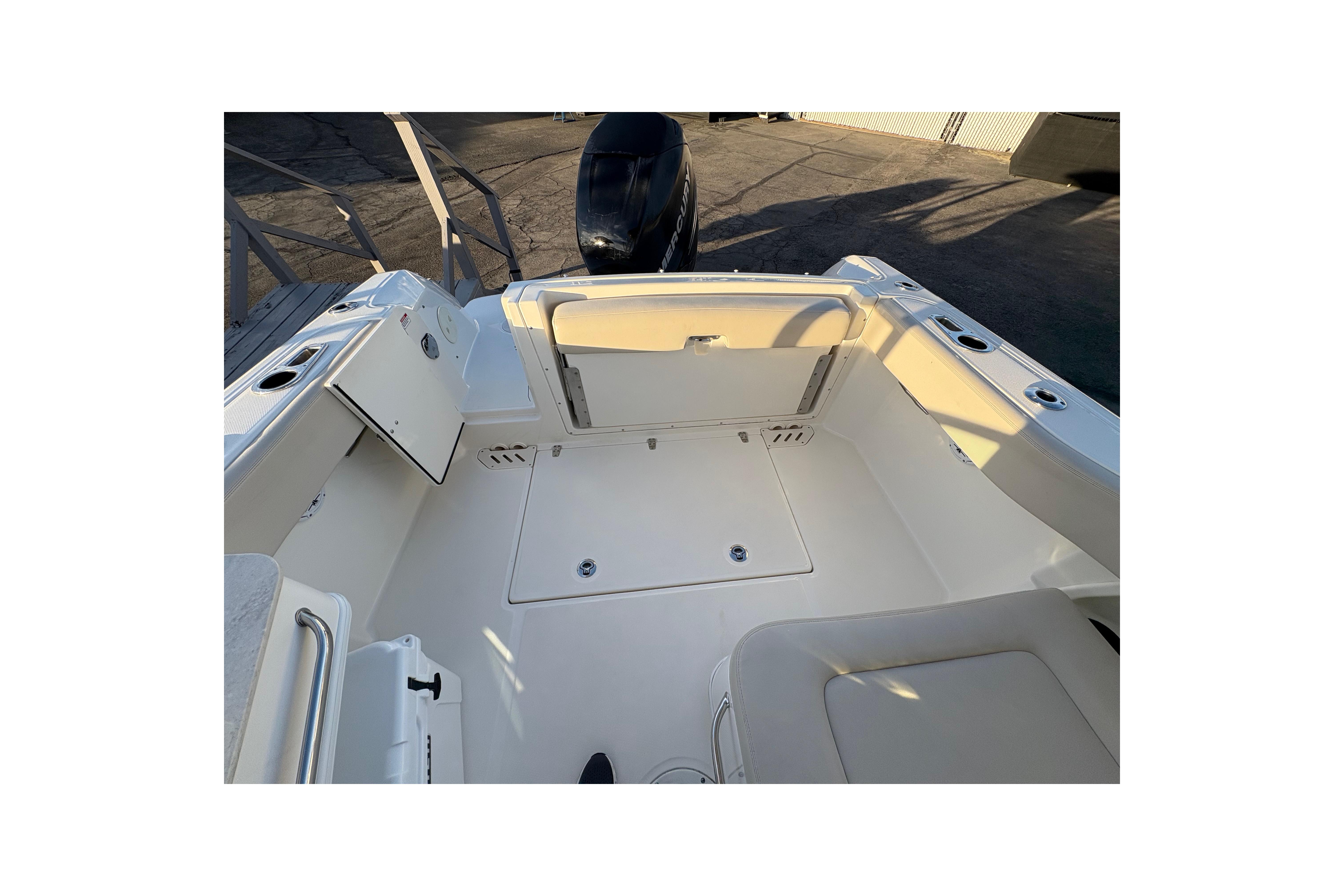 2016 Boston Whaler 230 Vantage #TBMP0344 inventory image at Sun Country Marine Group, Newport Beach