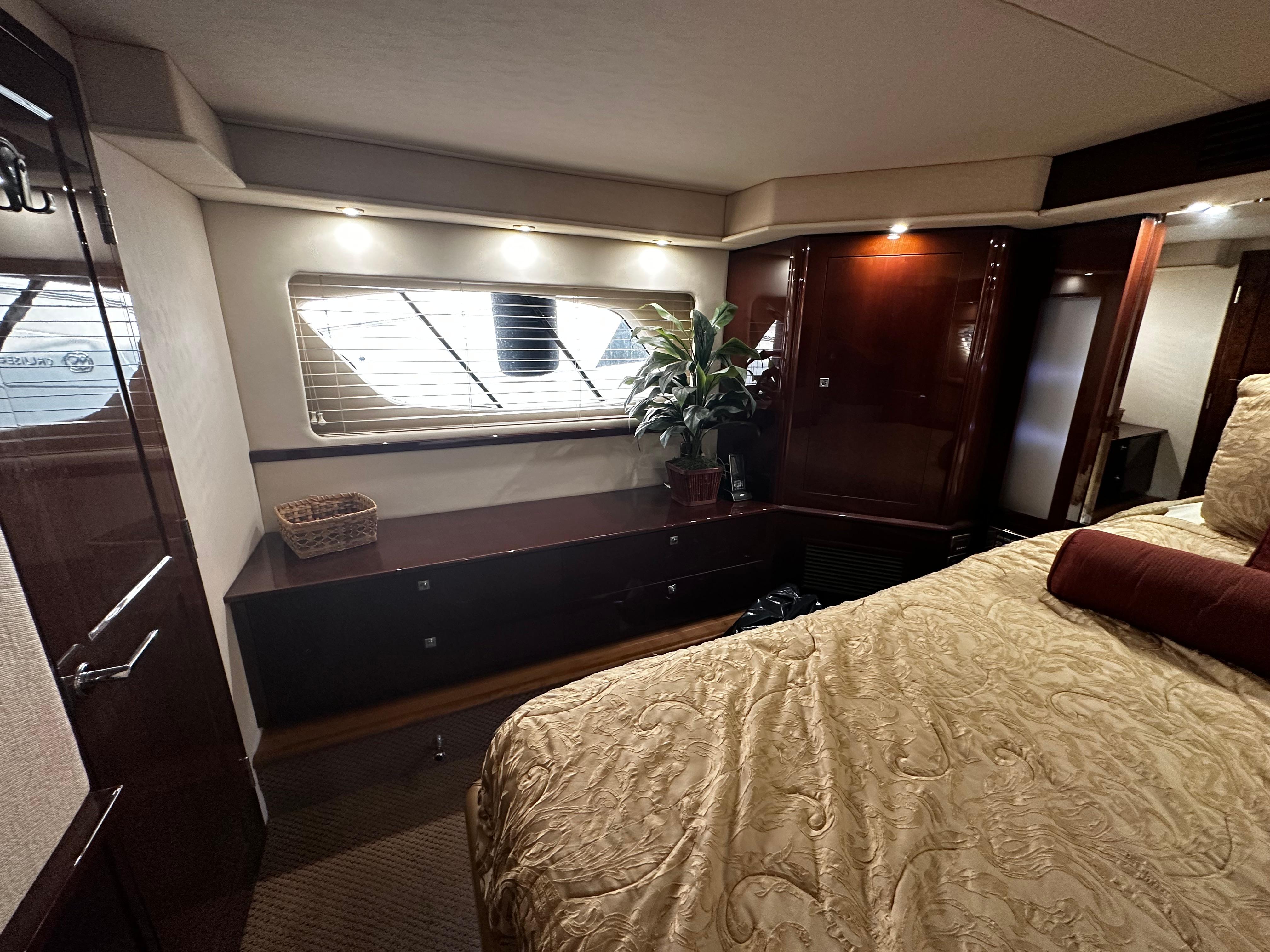 2009-sea-ray-580-sundancer-power-9771764-20250425091524211-1_XLARGE