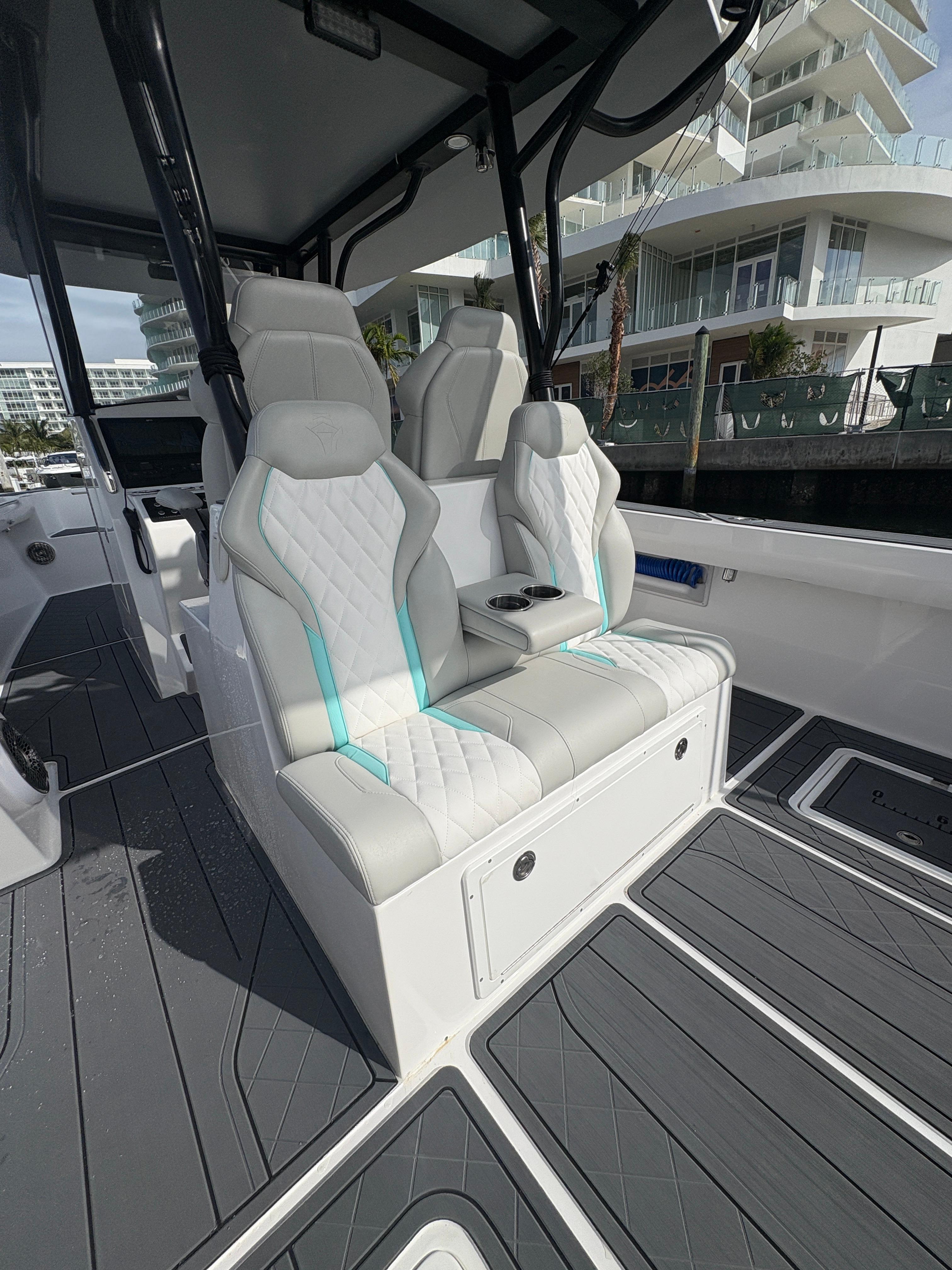 Hammer Yachts-HammerCat 30 2025-Hull 106 FL-US-9311767 | Thumbnail