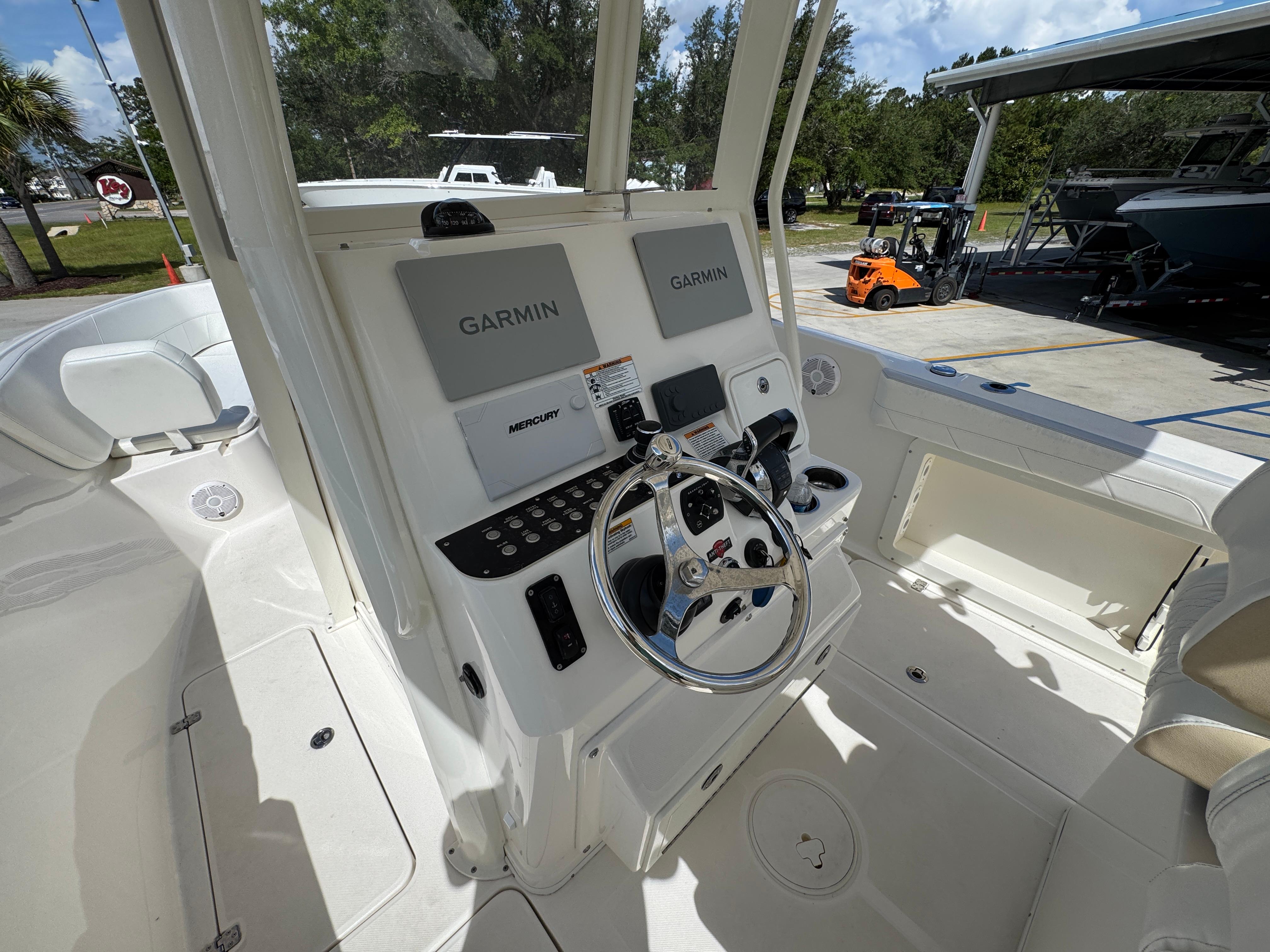 2021-century-2900-center-console-power-9841707-20250617082636101-1