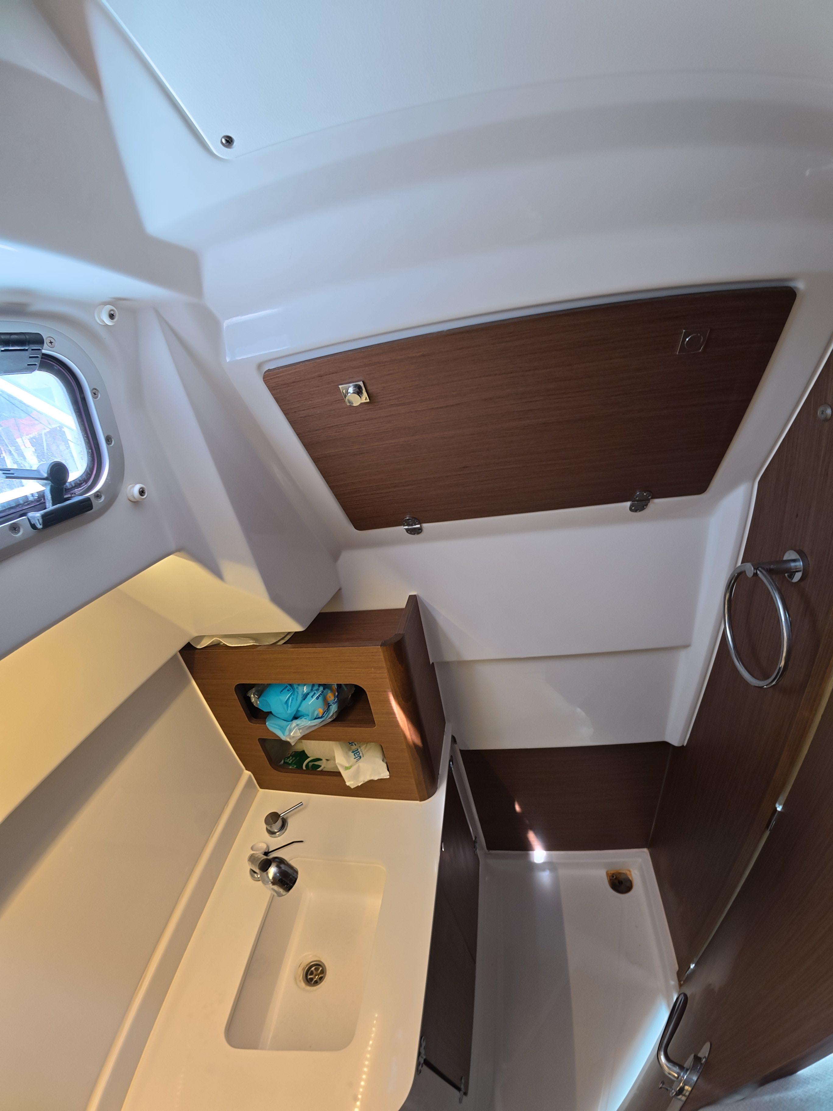 2023 Beneteau Antares 9-38