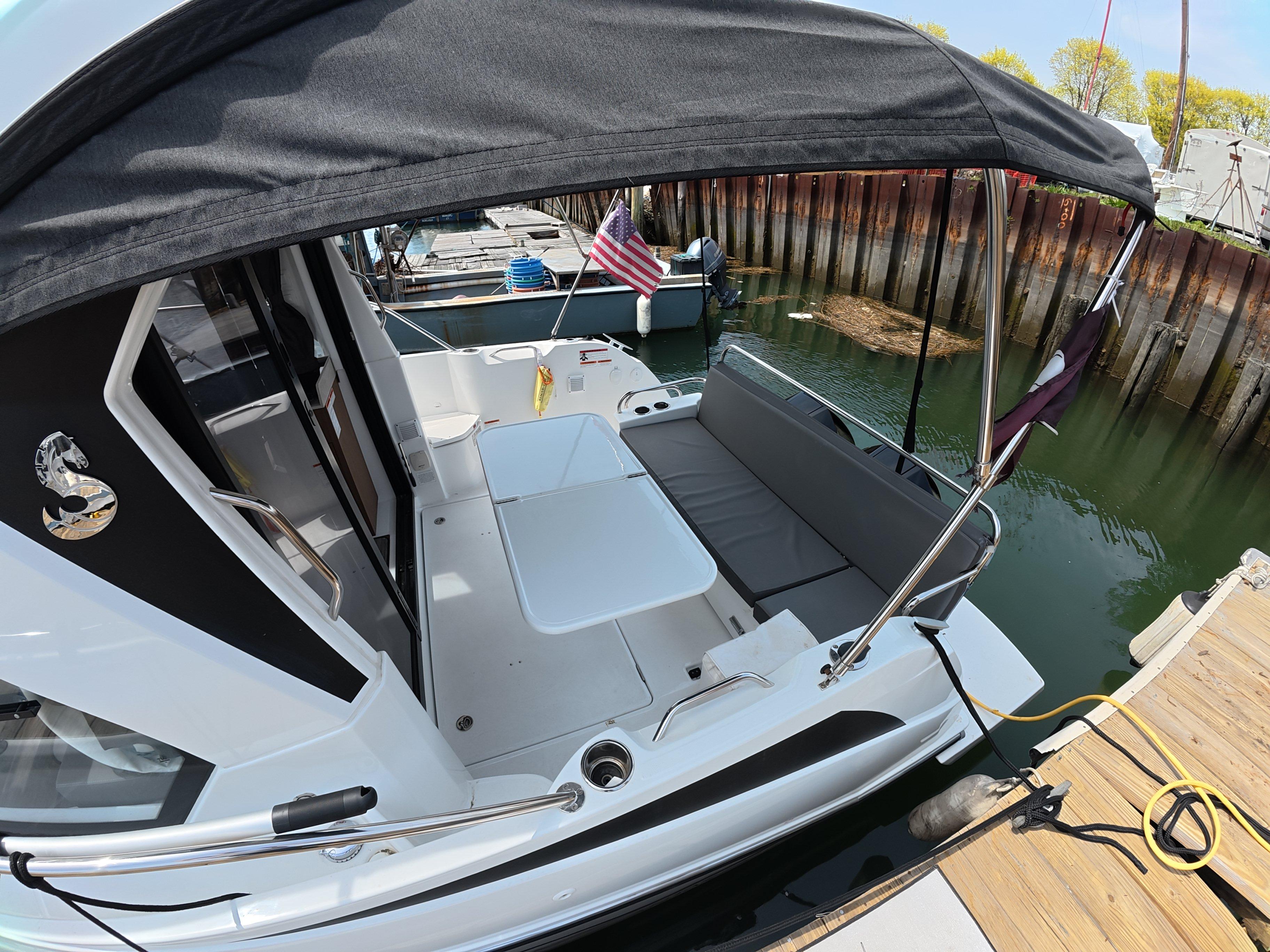 2023 Beneteau Antares 9-9