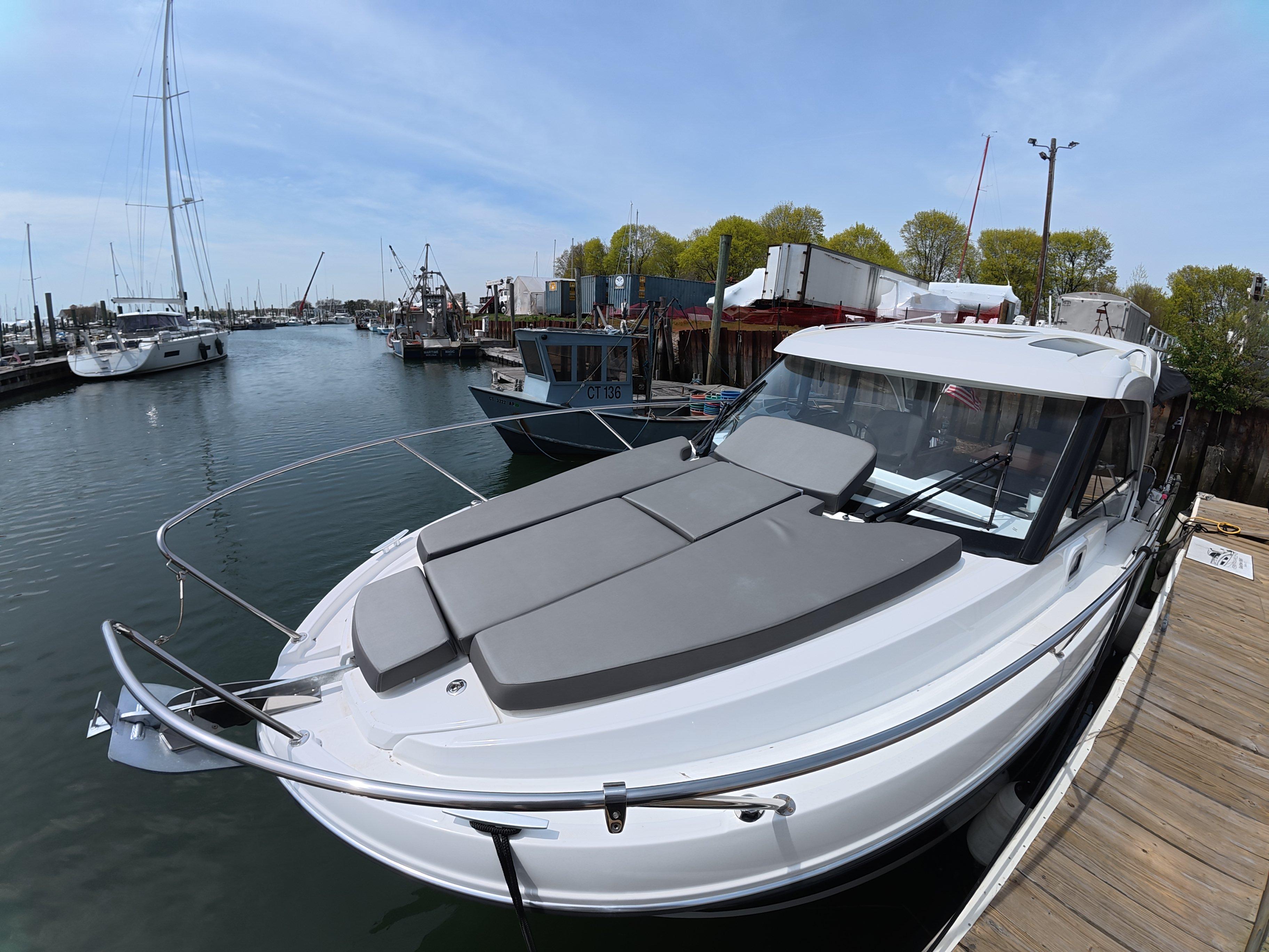 2023 Beneteau Antares 9-3