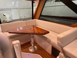 2021 Catalina 34 outboard express