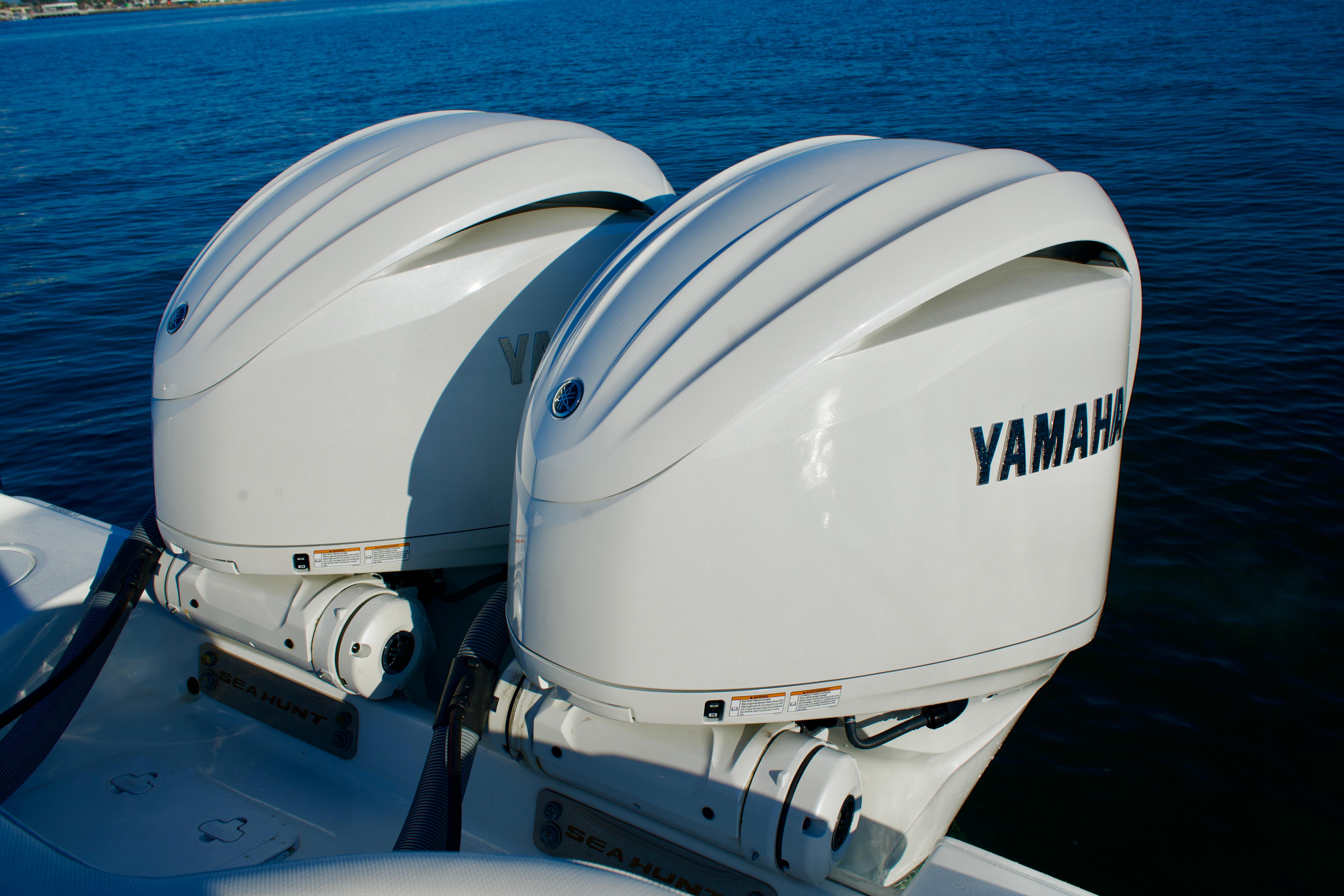 2024-sea-hunt-305-ultra-power-9681708-20250212131118931-1_XLARGE