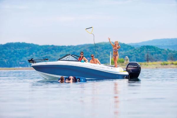2022 Tahoe boat for sale, model of the boat is 185 S & Image # 6 of 59