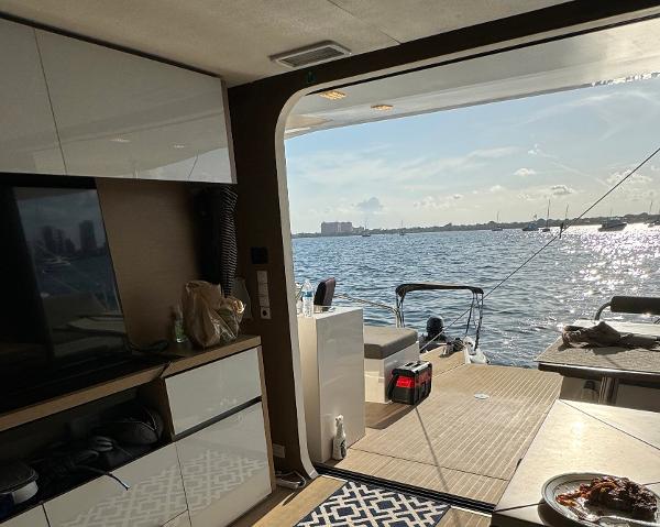 51' Neel, Listing Number 100915992, - Photo No. 5