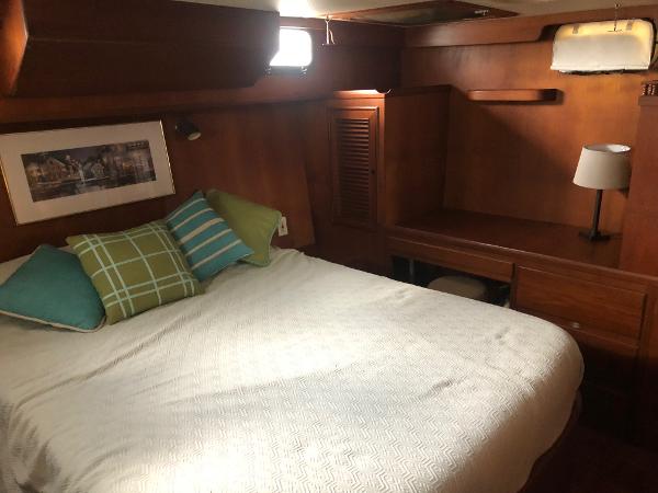 42' Oceania, Listing Number 100817681, Image No. 8