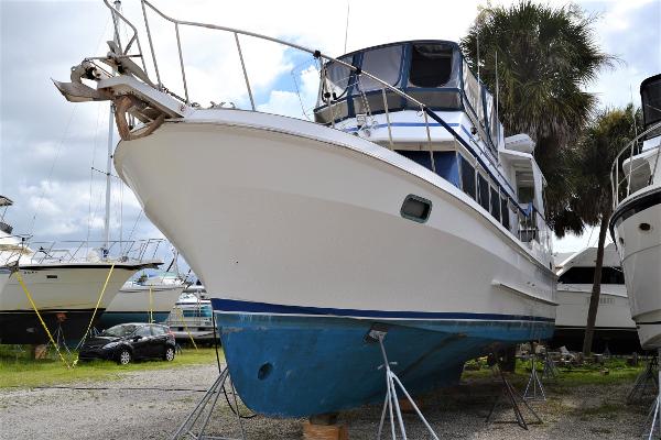 42' Oceania, Listing Number 100817681, - Photo No. 2