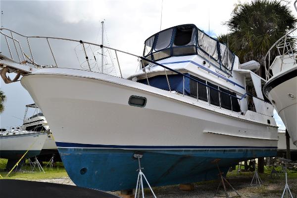 42' Oceania, Listing Number 100817681, Image No. 1