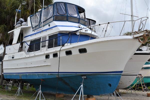 42' Oceania, Listing Number 100817681, Image No. 45