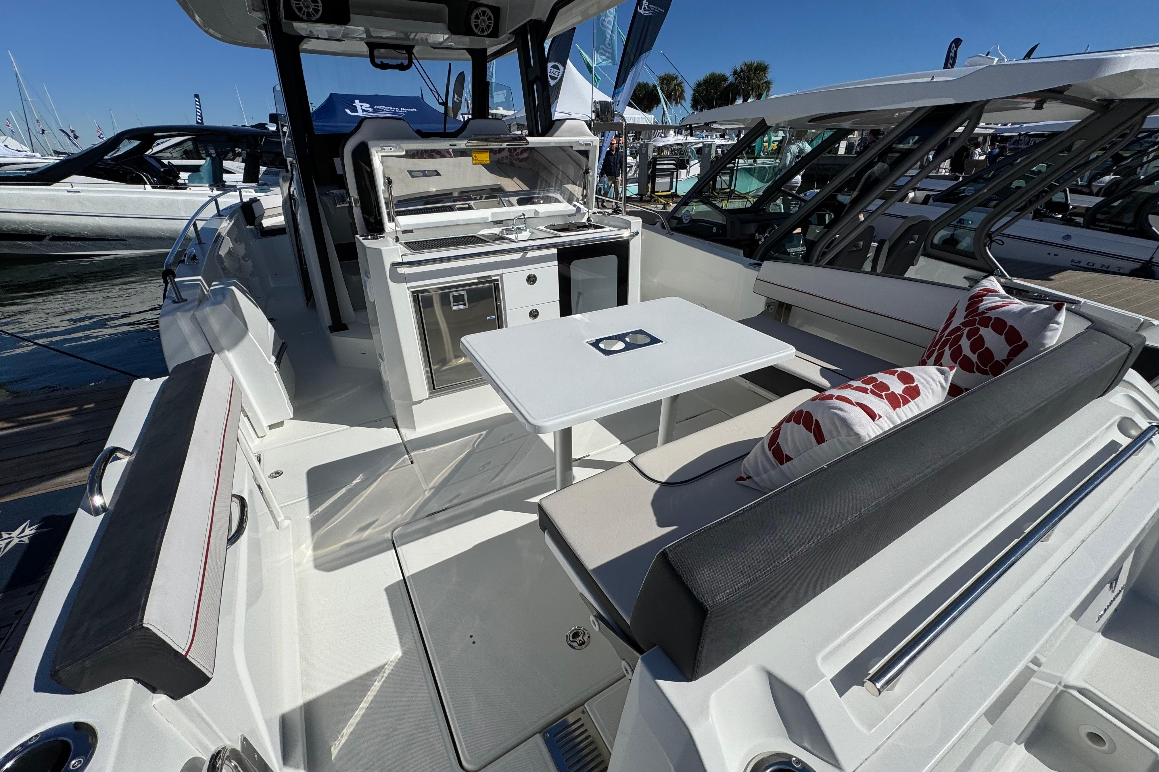 2024 Jeanneau Leader 10.5 CC-3