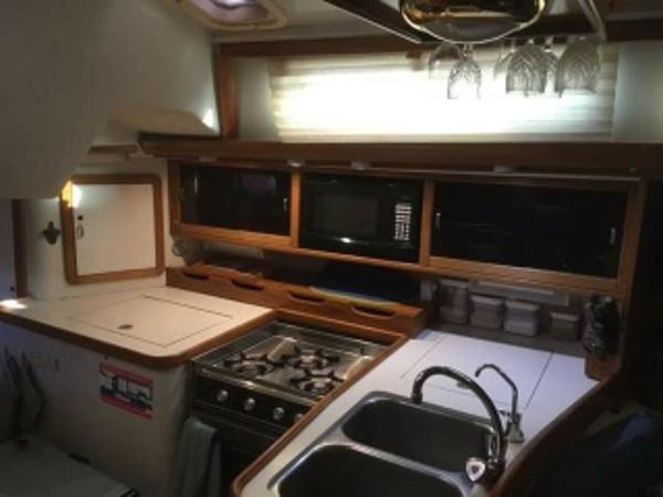 42' Catalina, Listing Number 100874158, Image No. 8
