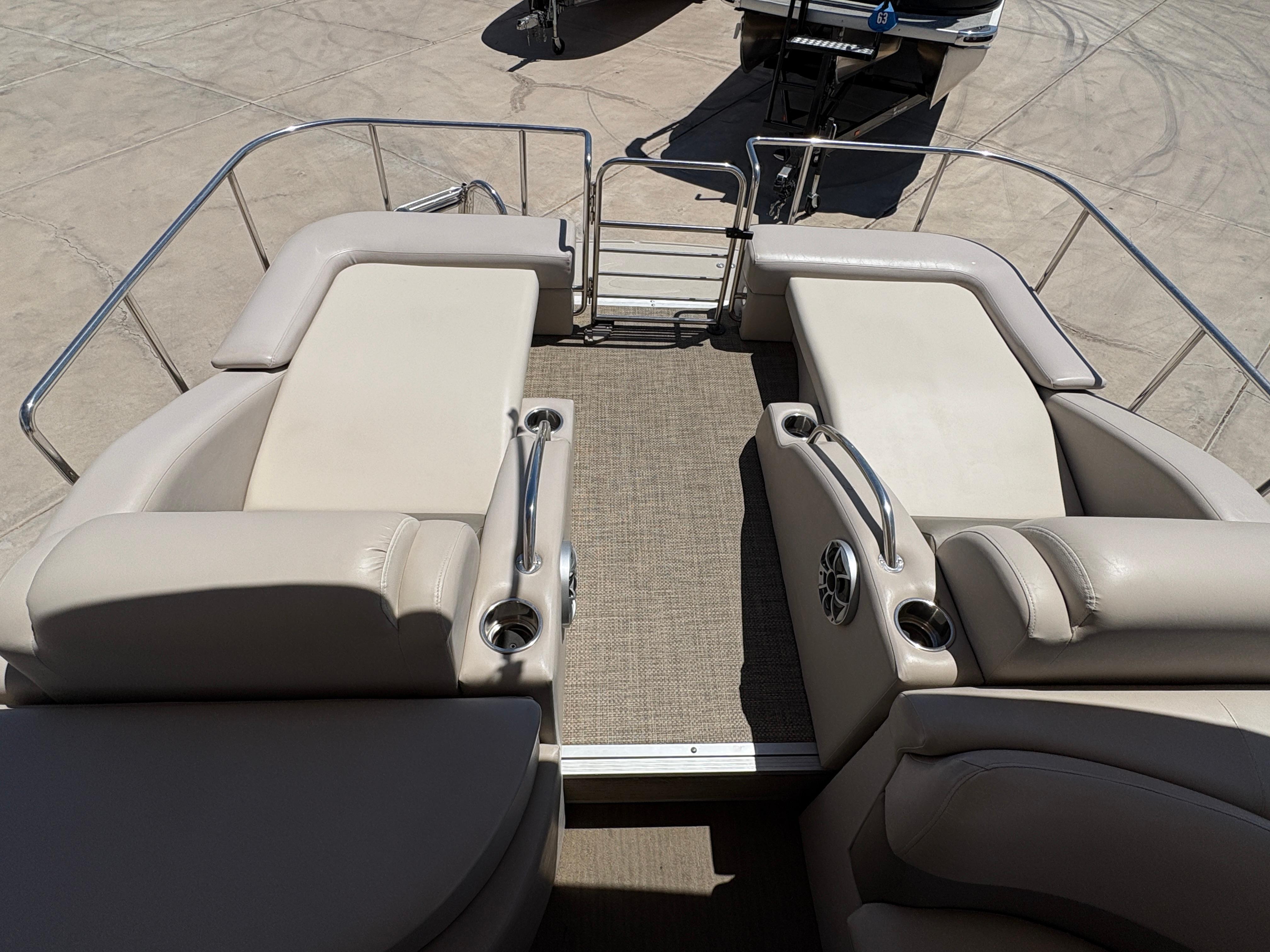 2013 Bennington 2575 RCW IO #TBRW7190 inventory image at Sun Country Marine Group, Lake Havasu City, AZ 2013 Bennington 2575 RCW IO #TBRW7190 inventory image at Sun Country Marine Group, Lake Havasu City, AZ