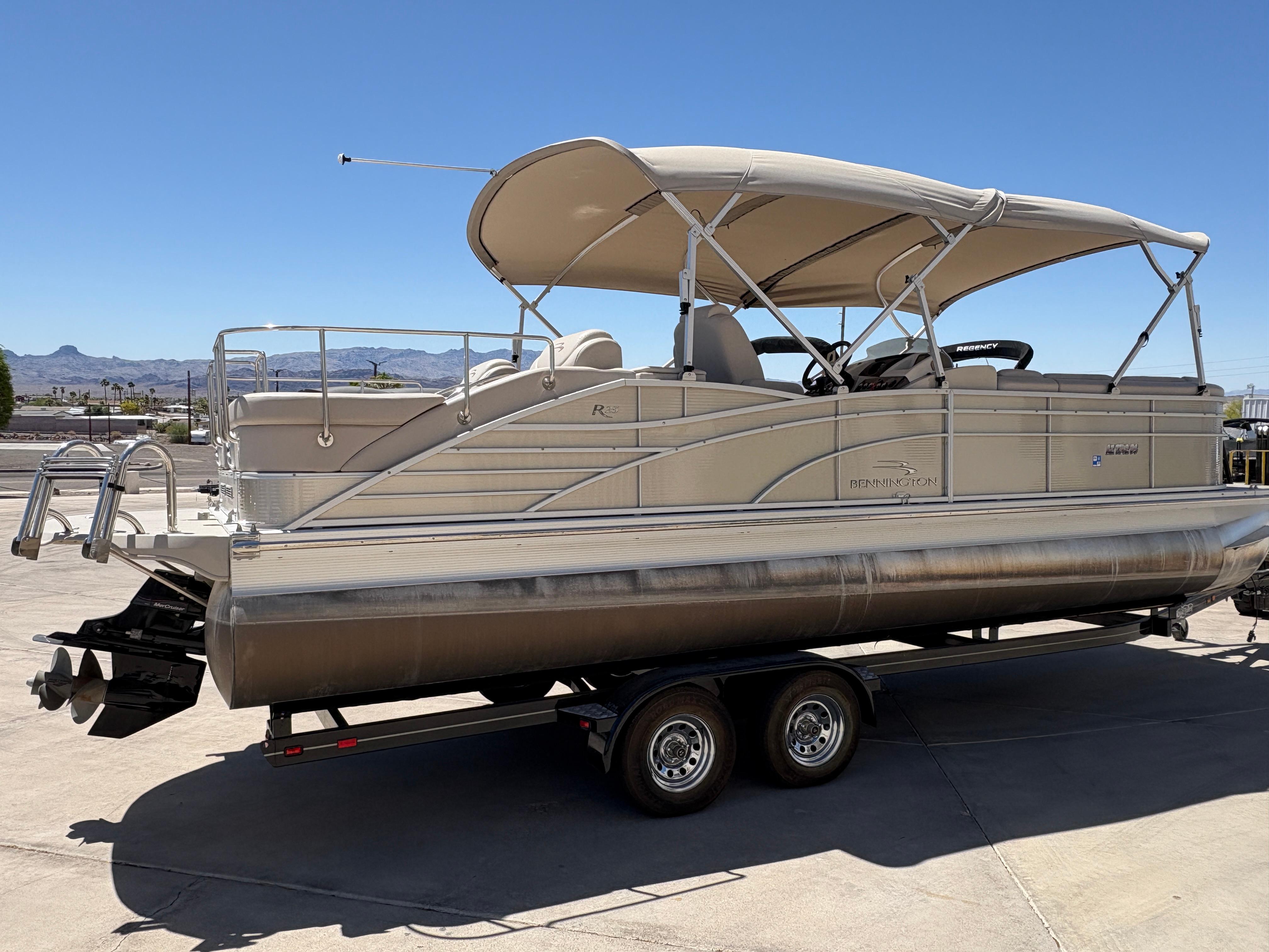 2013 Bennington 2575 RCW IO #TBRW7190 inventory image at Sun Country Marine Group, Lake Havasu City, AZ 2013 Bennington 2575 RCW IO #TBRW7190 inventory image at Sun Country Marine Group, Lake Havasu City, AZ