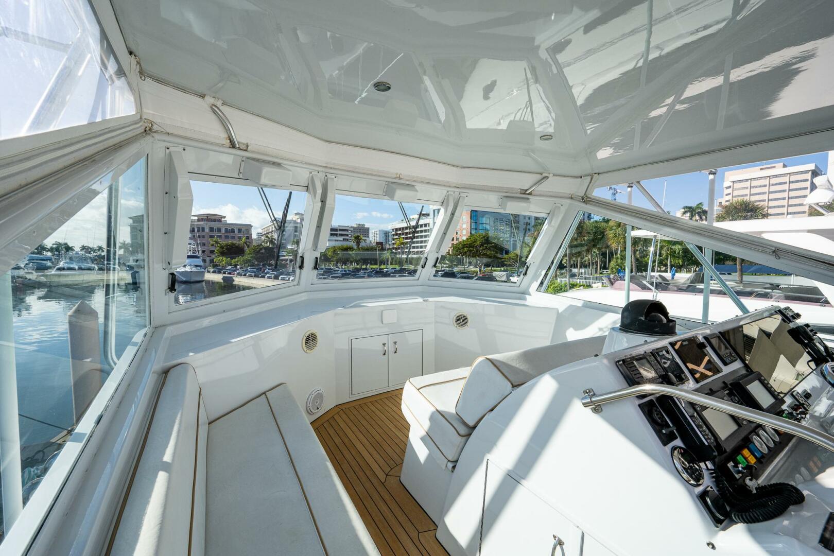 1997 Hatteras 65 Convertible - Image 58