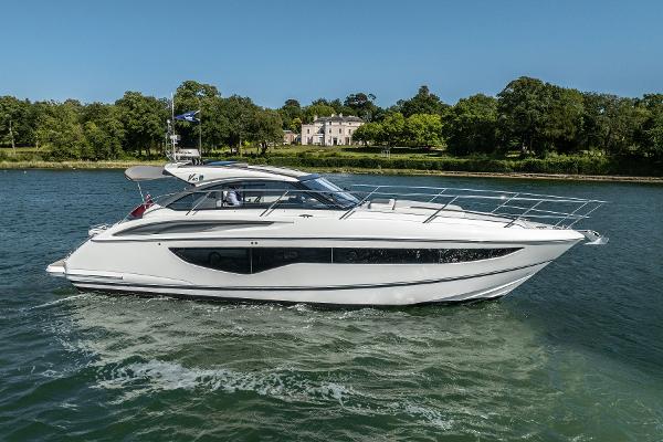 Princess Motor Yacht Sales - Used Princess V40