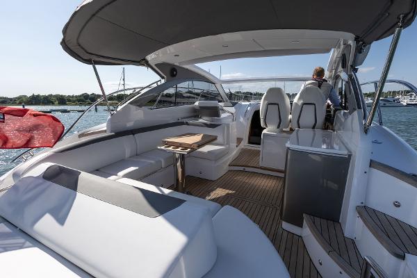 Princess Motor Yacht Sales - Used Princess V40